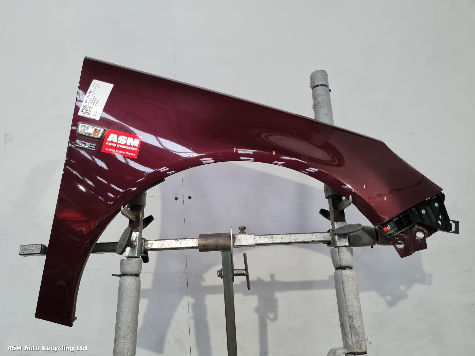 View Auto part R Wing Vauxhall Insignia 2013
