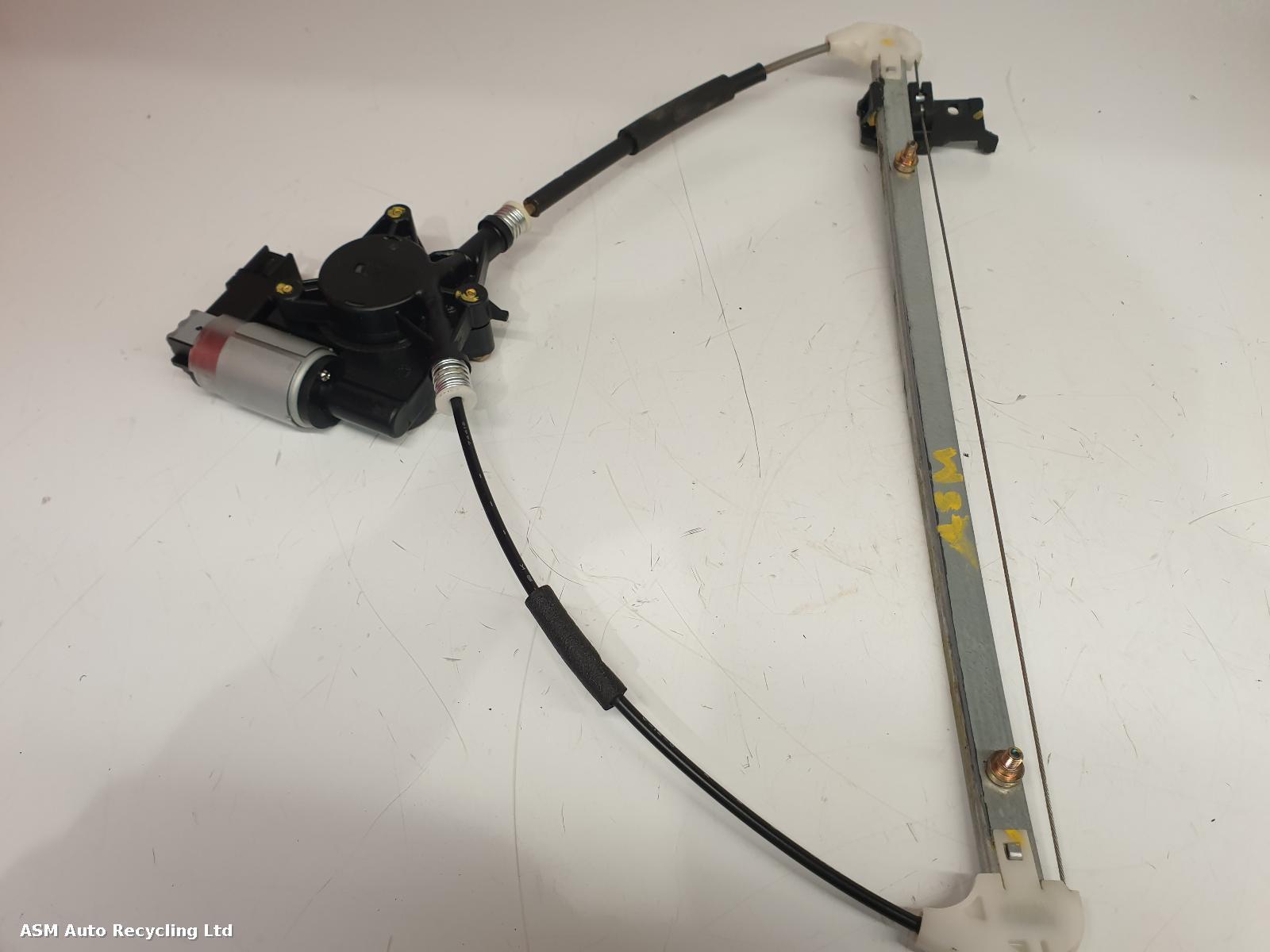 View Auto part RR Window Regulator Mazda 3  2005