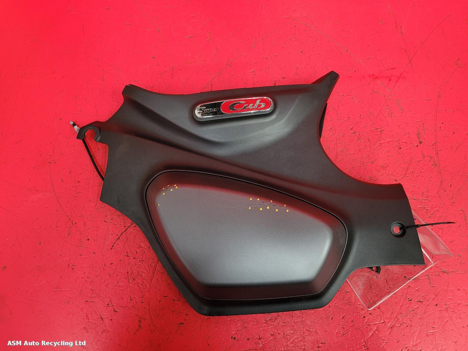 View Auto part Side Panel Right Honda Super Cub C 125 2022