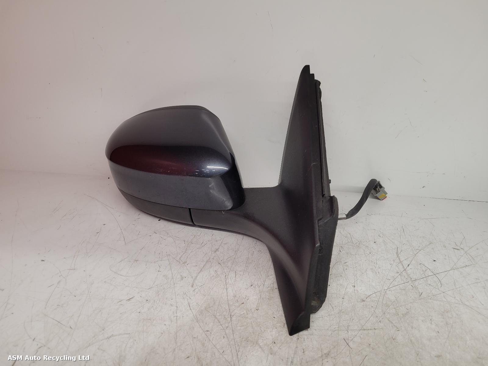 View Auto part R Door Mirror Ford Mondeo 2010