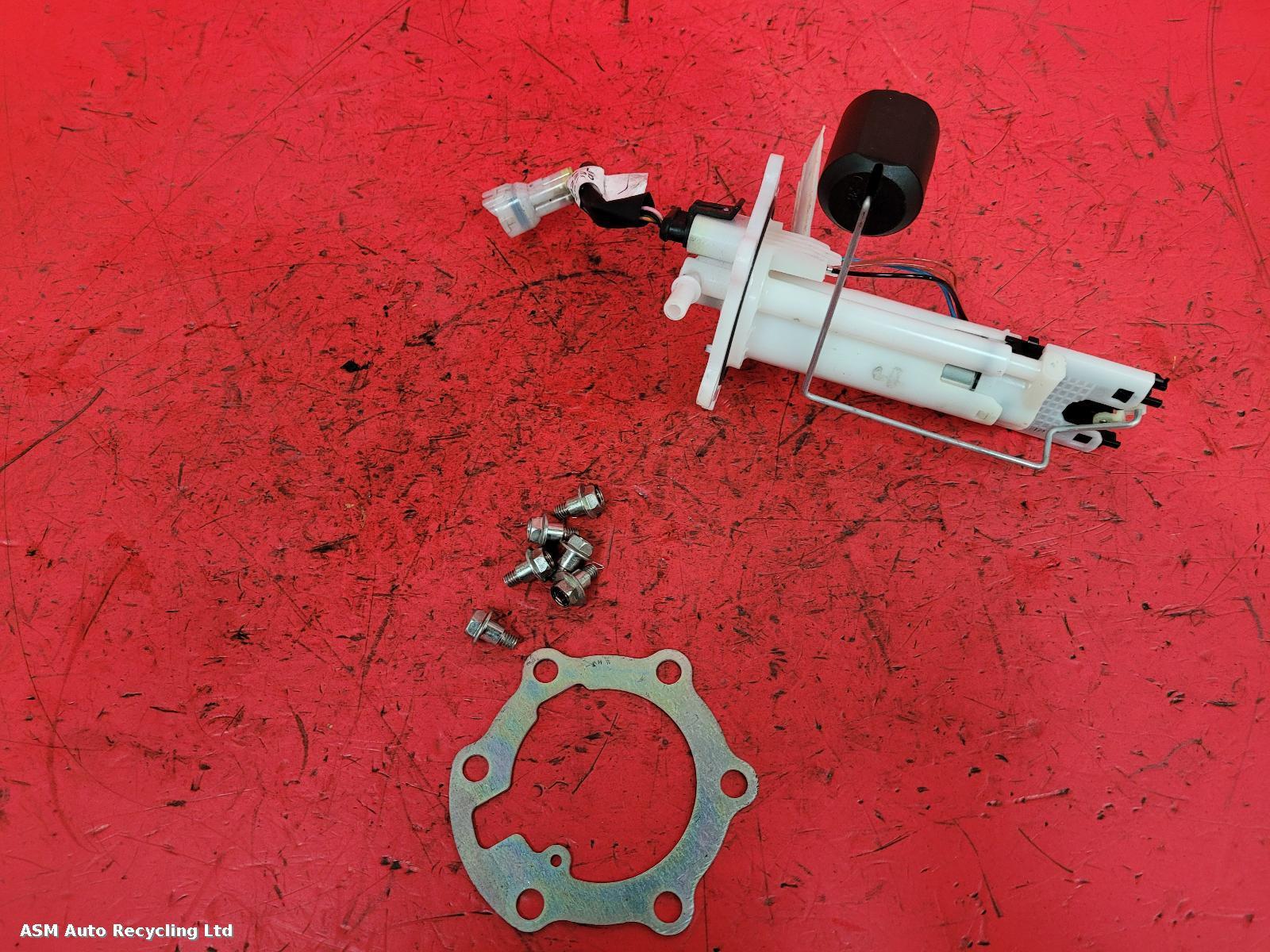 View Auto part Fuel Pump Ktm 125 Duke 2021