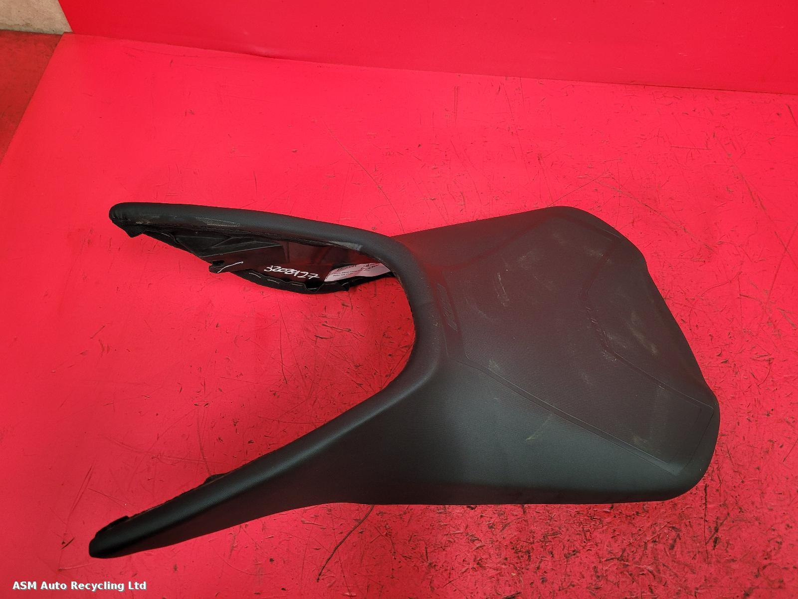 View Auto part Front Seat Ktm 125 Duke 2021