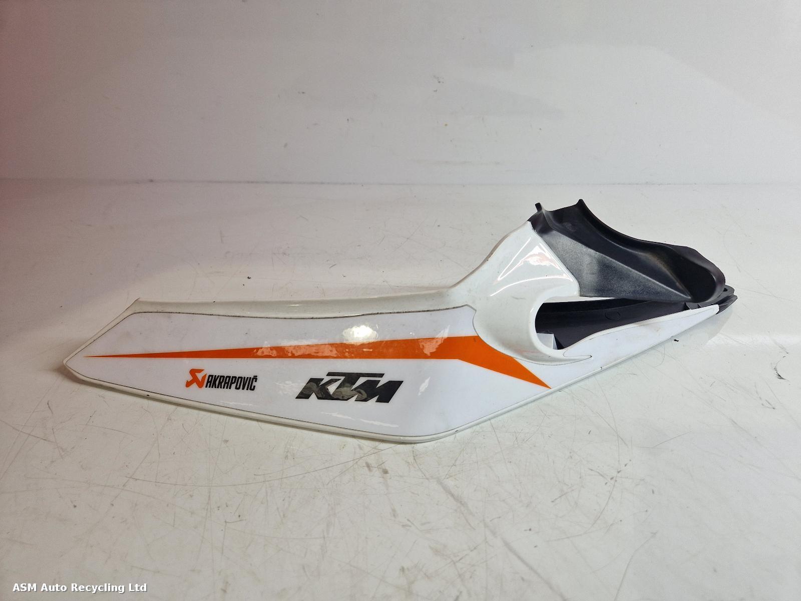 View Auto part Seat Cowl Ktm 125 Duke 2021