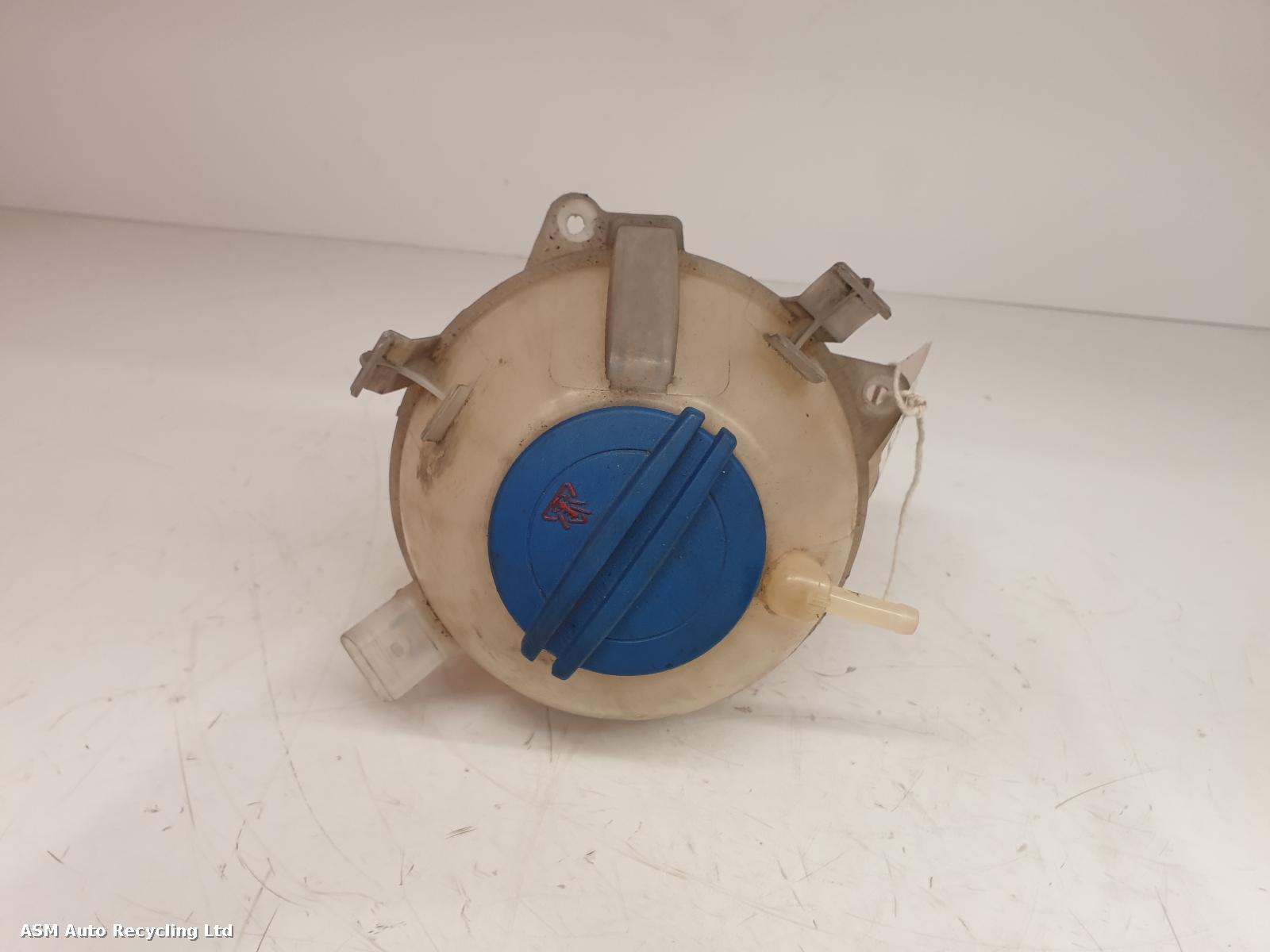 View Auto part Overflow Bottle Volkswagen Golf 2008