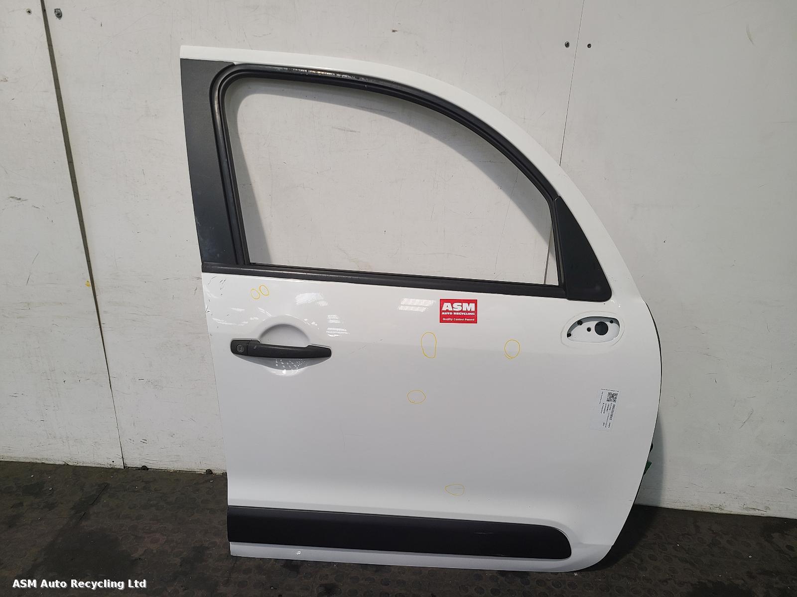 View Auto part R Front Door Citroen C3 Picasso 2010