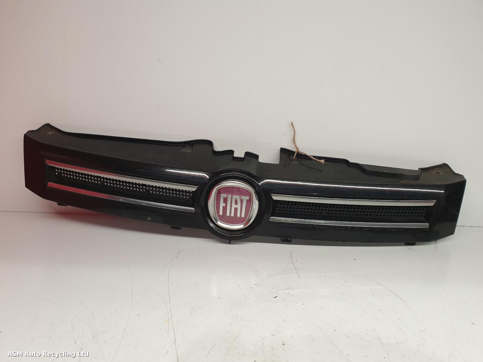 View Auto part Grille Fiat Panda 2010