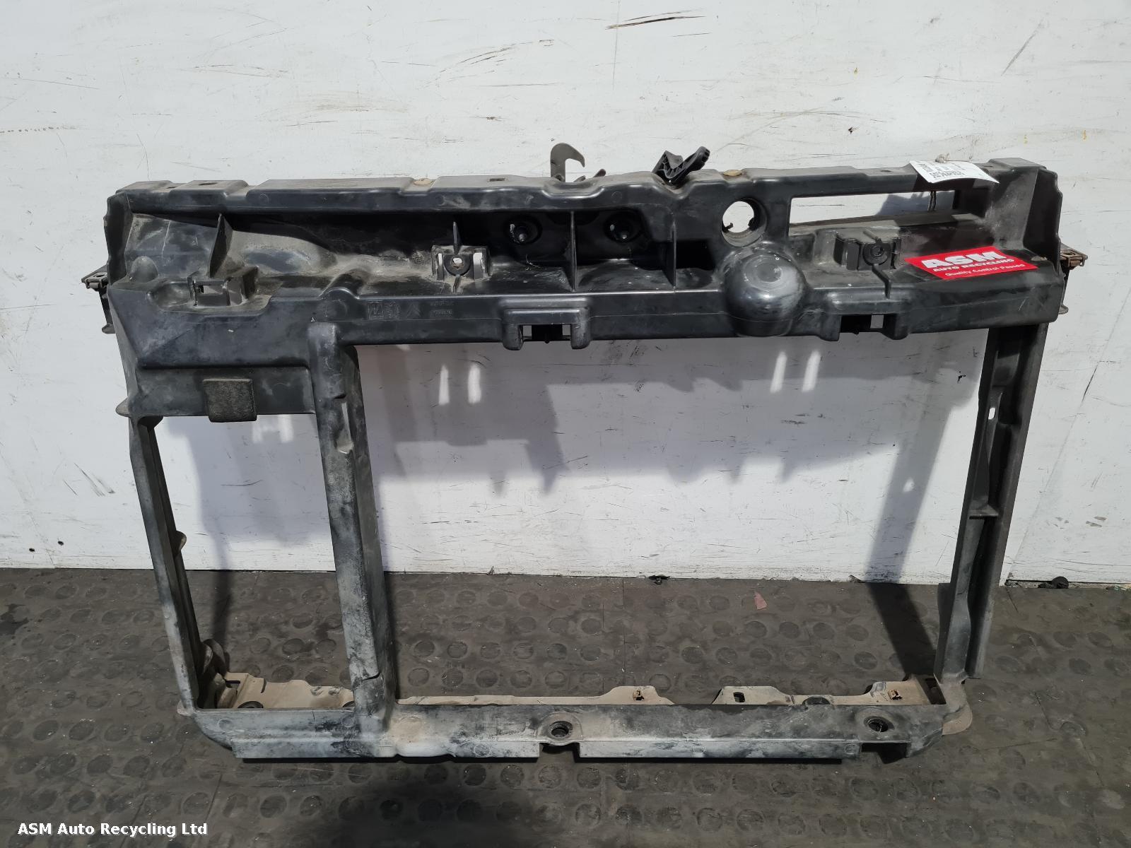 View Auto part Front Panel Peugeot 207 2006