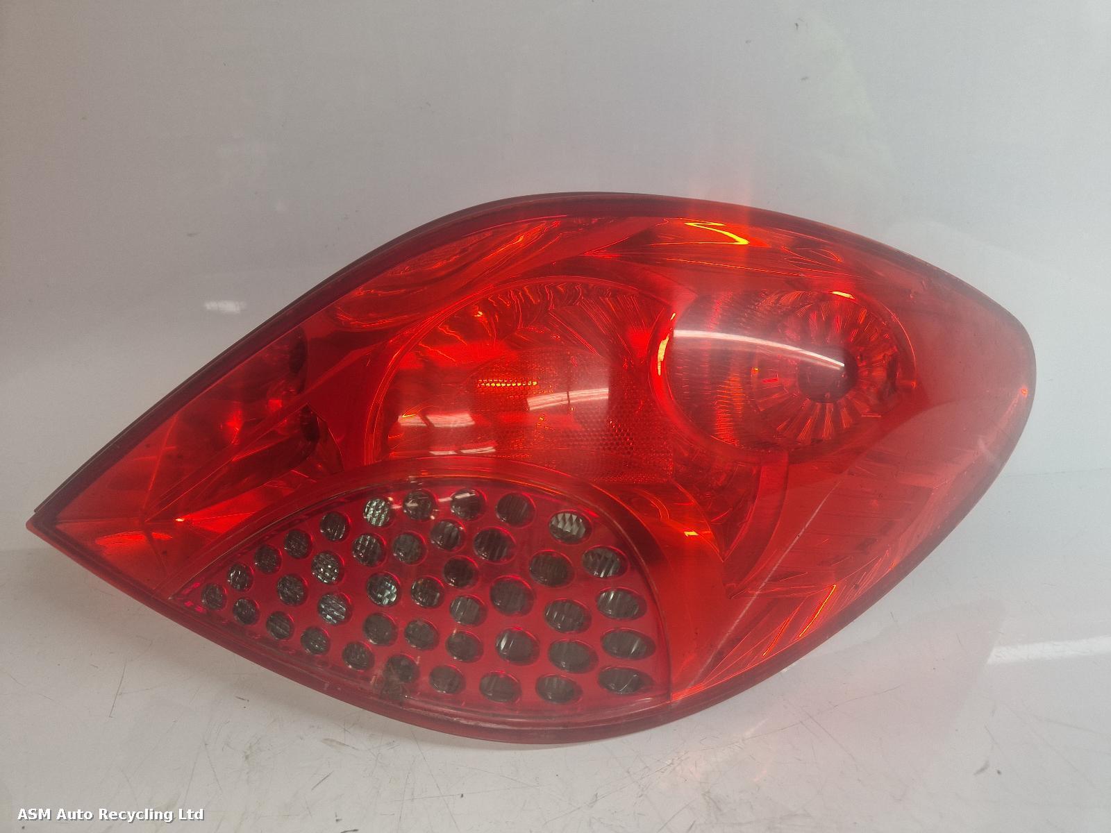 View Auto part R Taillight Peugeot 207 2006