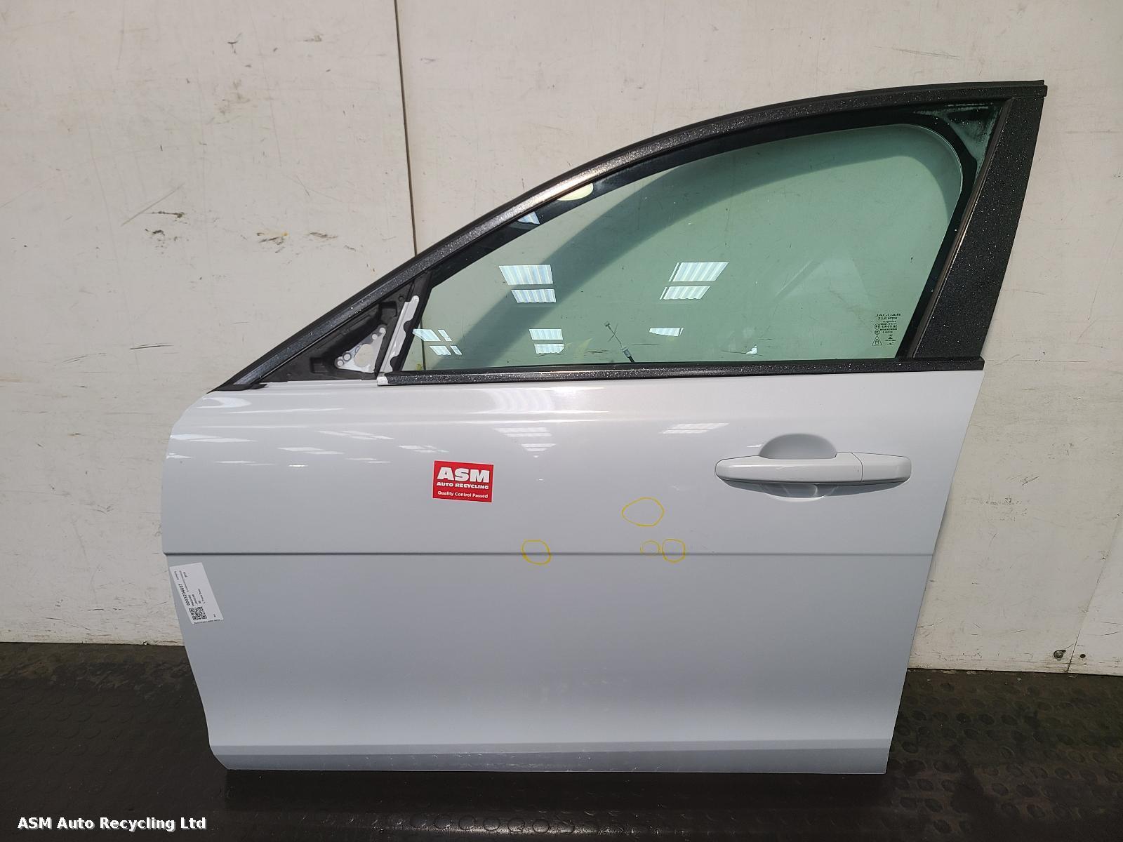 View Auto part L Front Door Jaguar Xe 2015