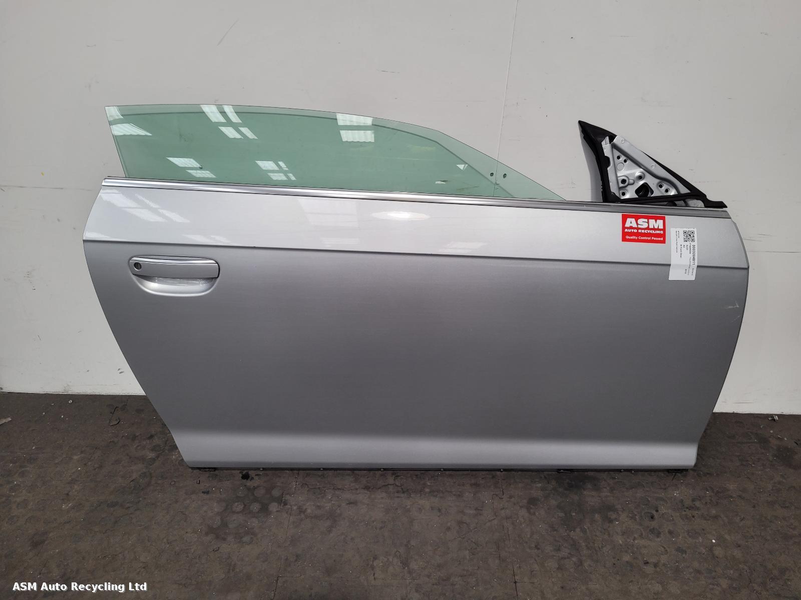 View Auto part R Front Door Audi A3 2010