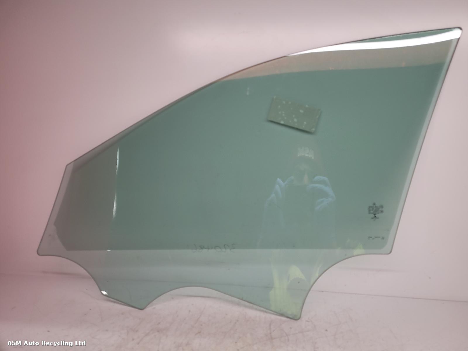 View Auto part RF Door Window Mercedes E Class 2017