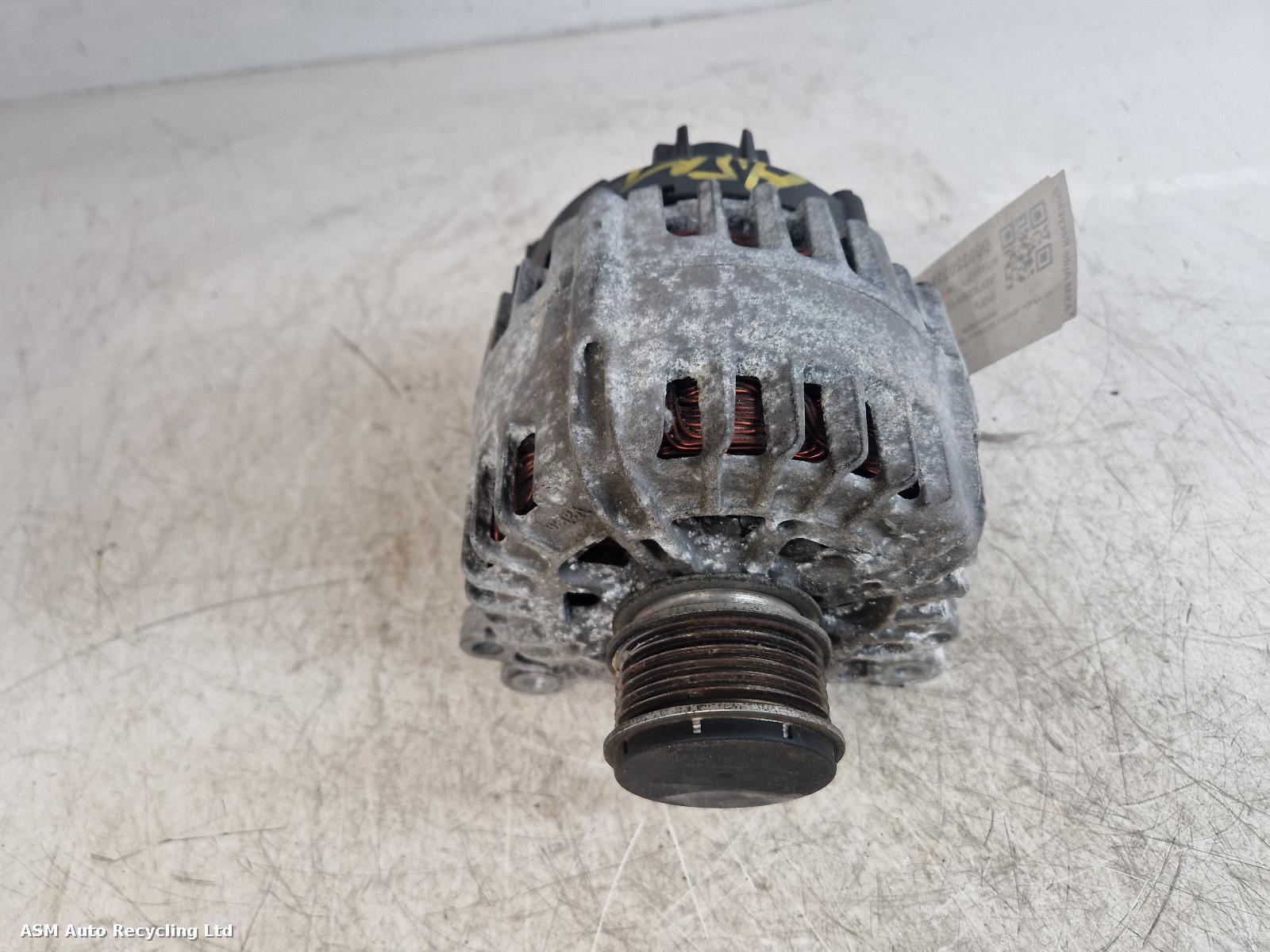 View Auto part Alternator Volkswagen Golf 2011