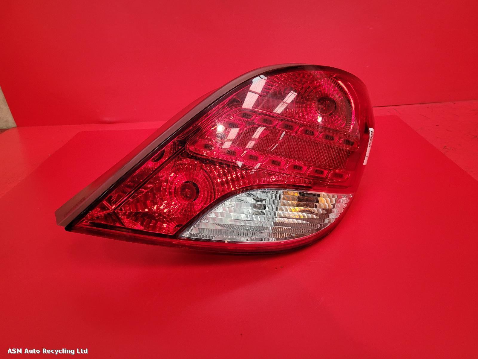 View Auto part R Taillight Peugeot 207 2009