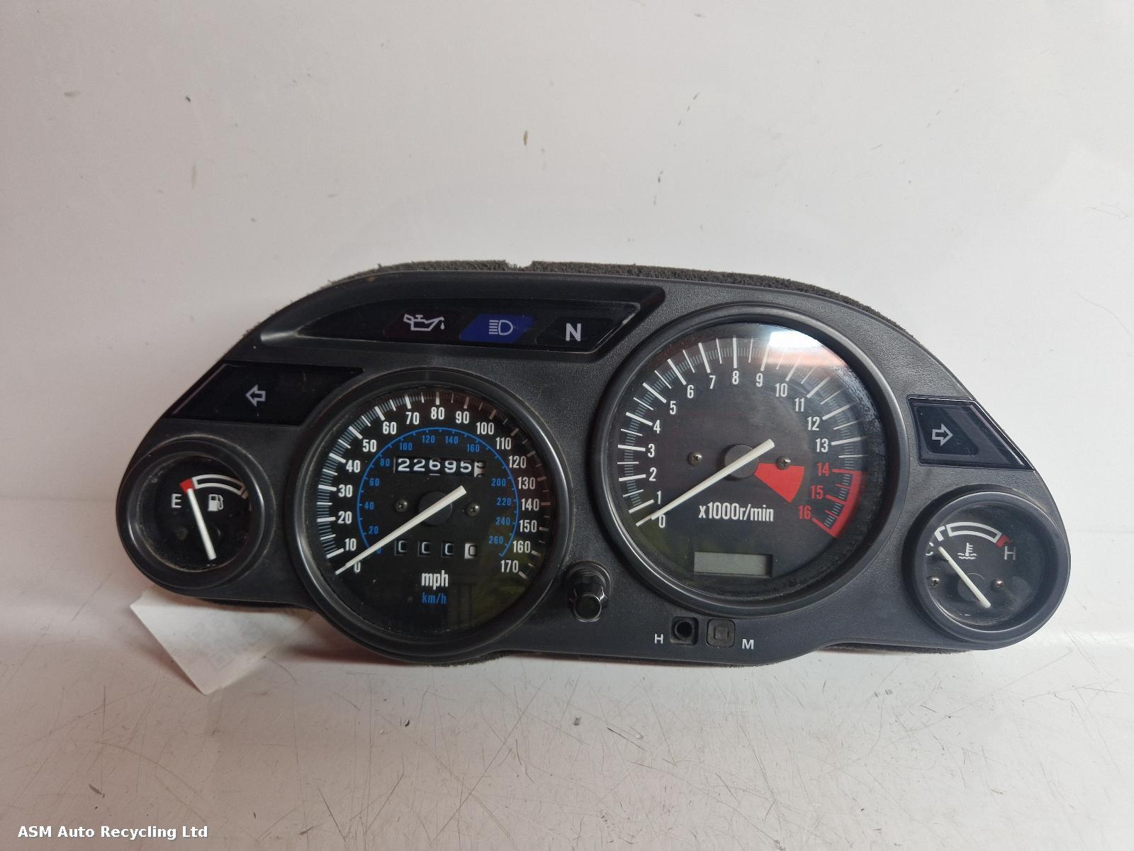 View Auto part Speedometer Kawasaki Zx 600 2000