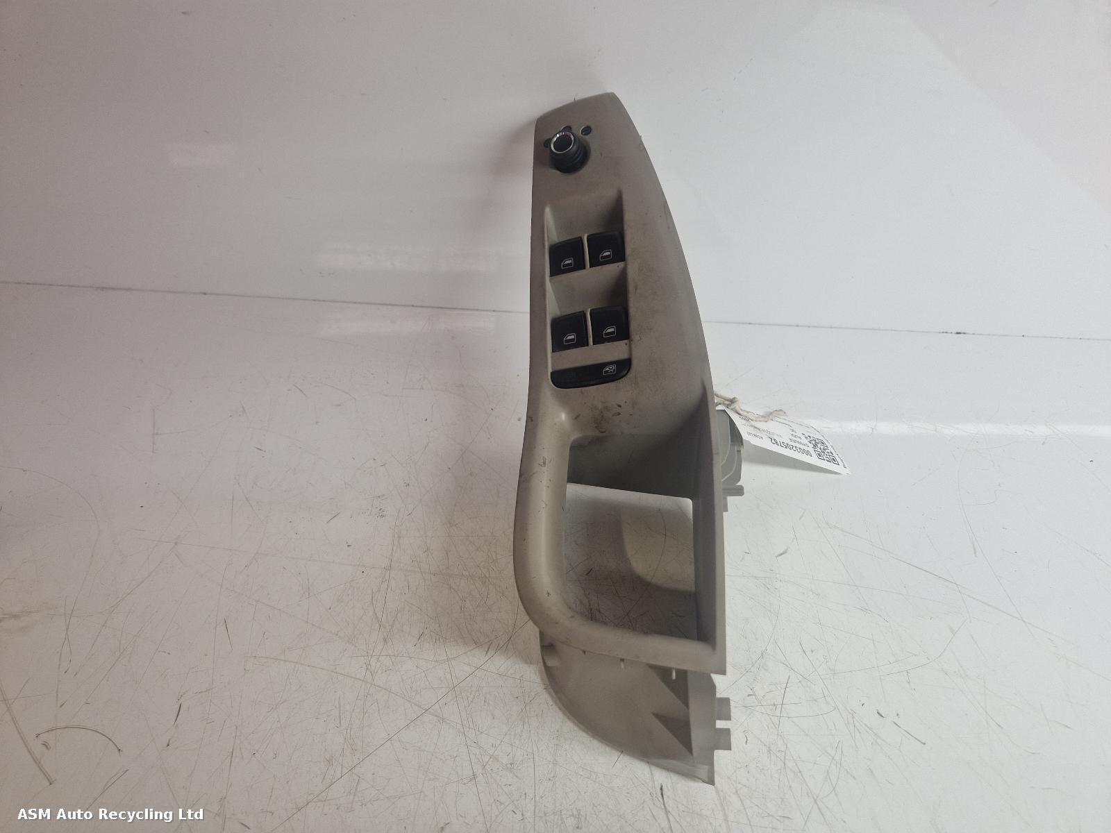 View Auto part Elect. Window Switch Audi Q5 2009