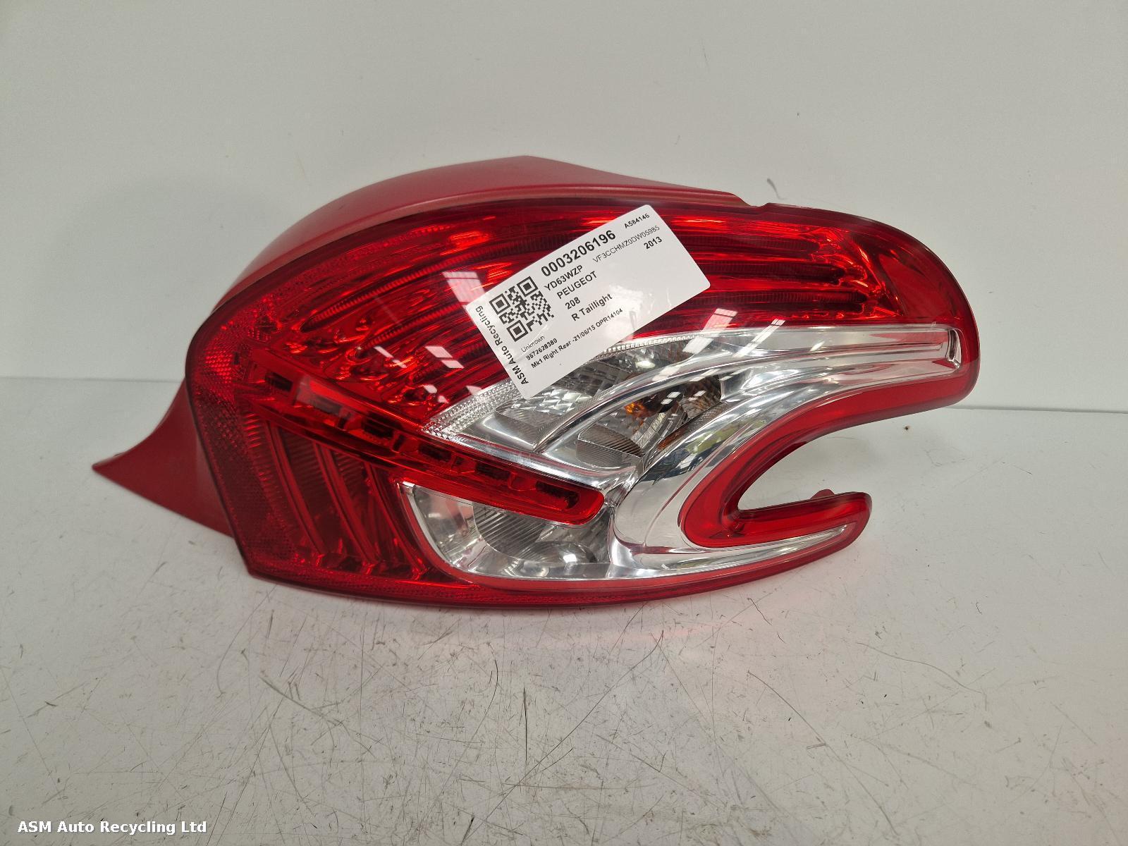 View Auto part R Taillight Peugeot 208 2013