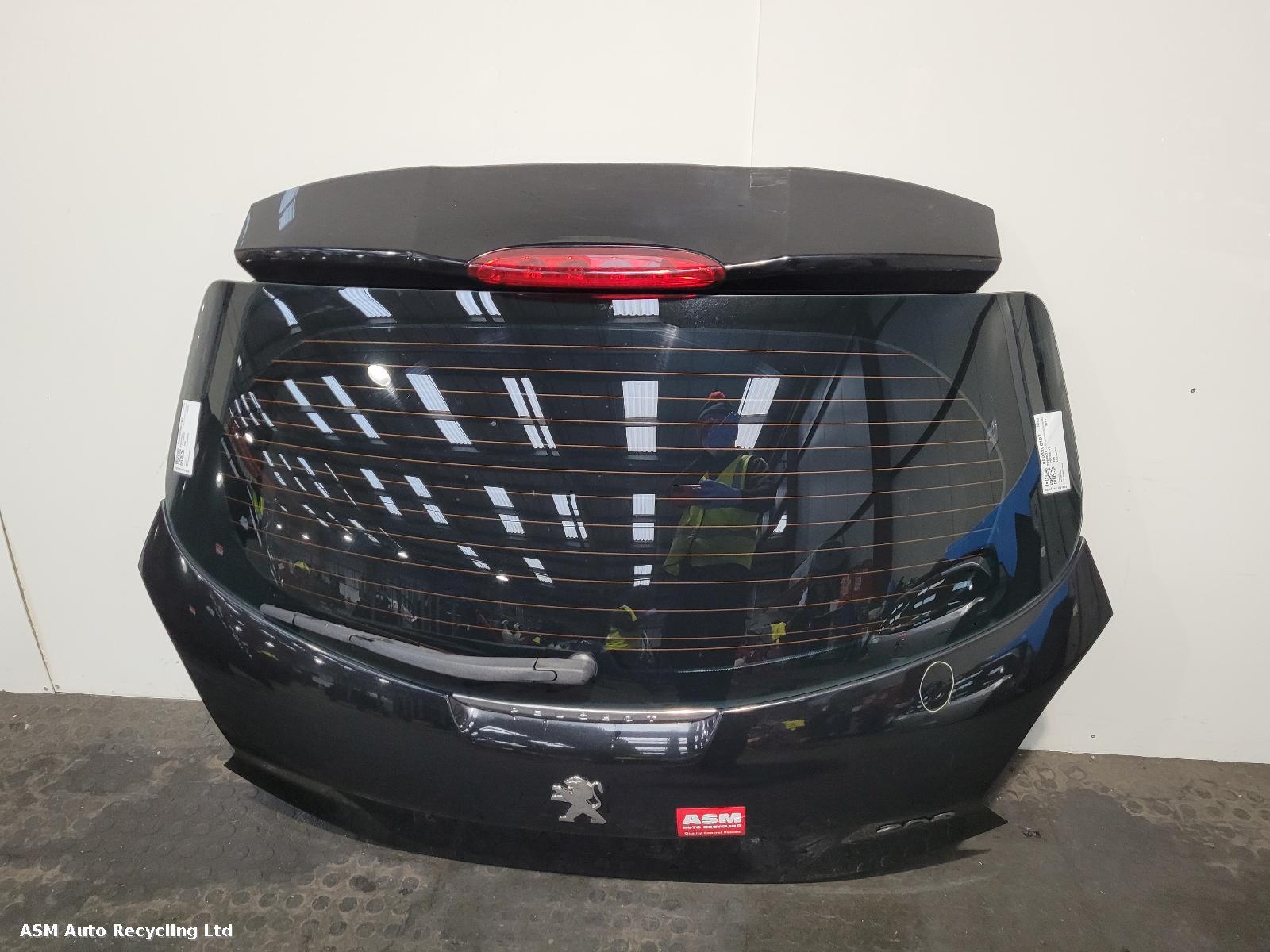 View Auto part Bootlid/Tailgate Peugeot 208 2013