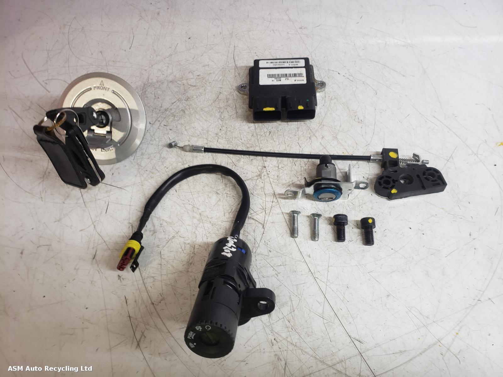 View Auto part Comp.Lock Set + Keys Benelli Bn 125 2025