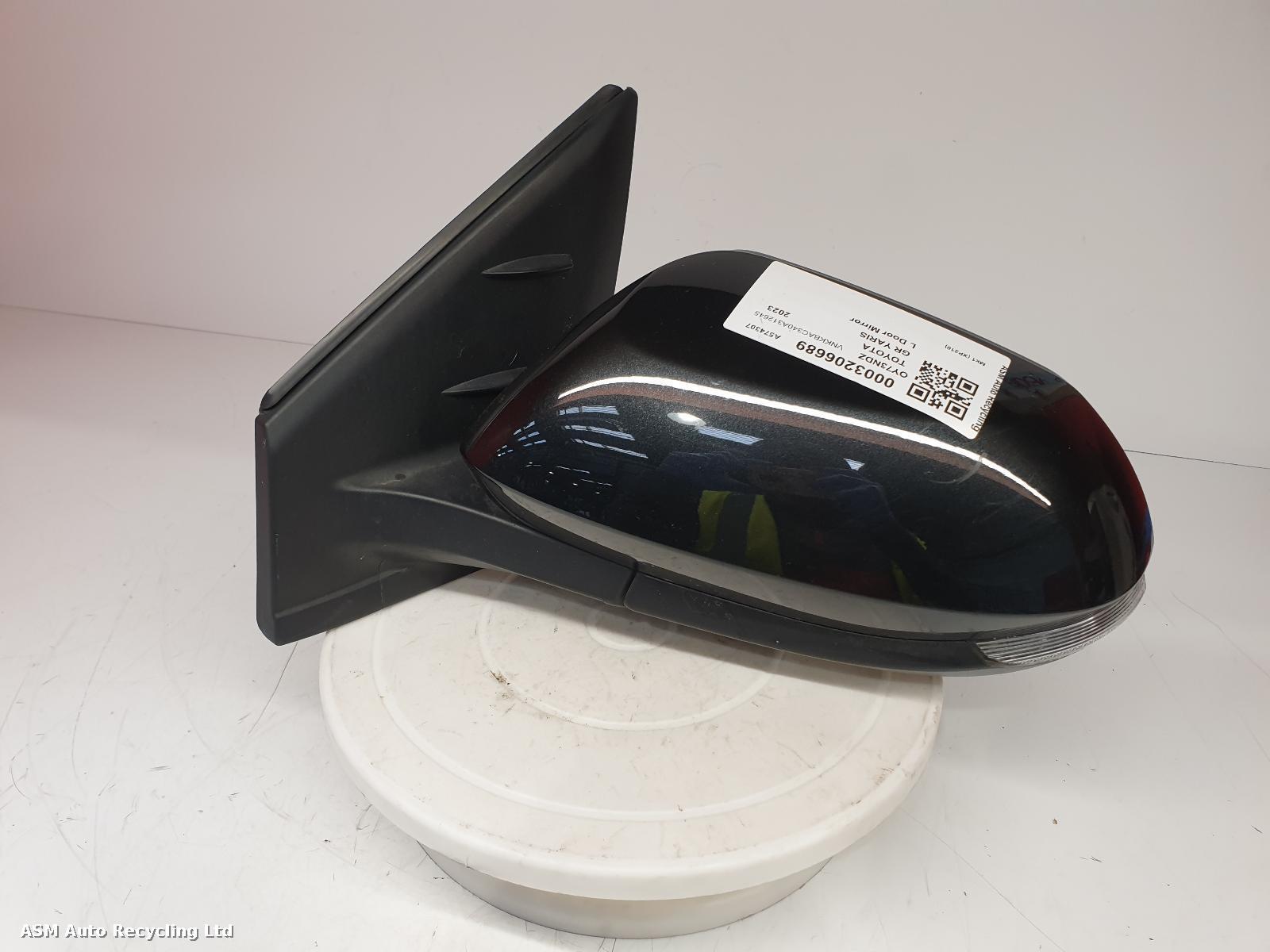 View Auto part L Door Mirror Toyota Yaris 2023
