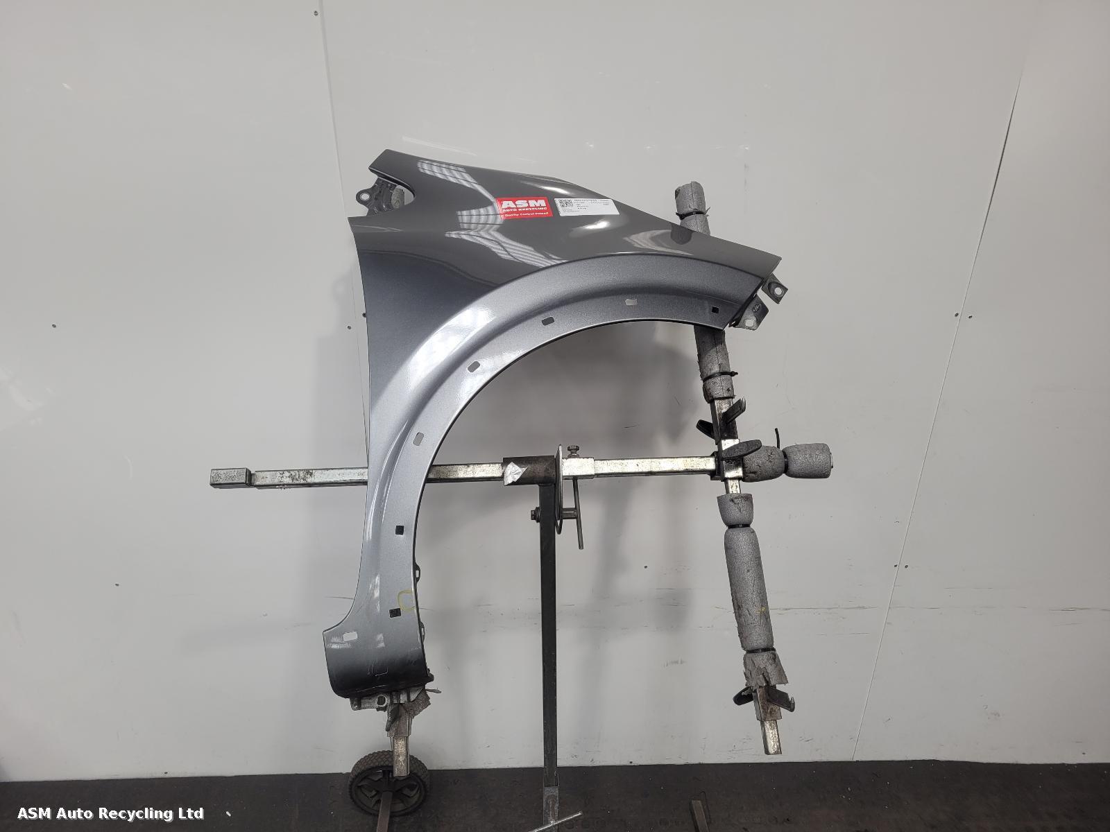 View Auto part R Wing Kia Picanto 2022
