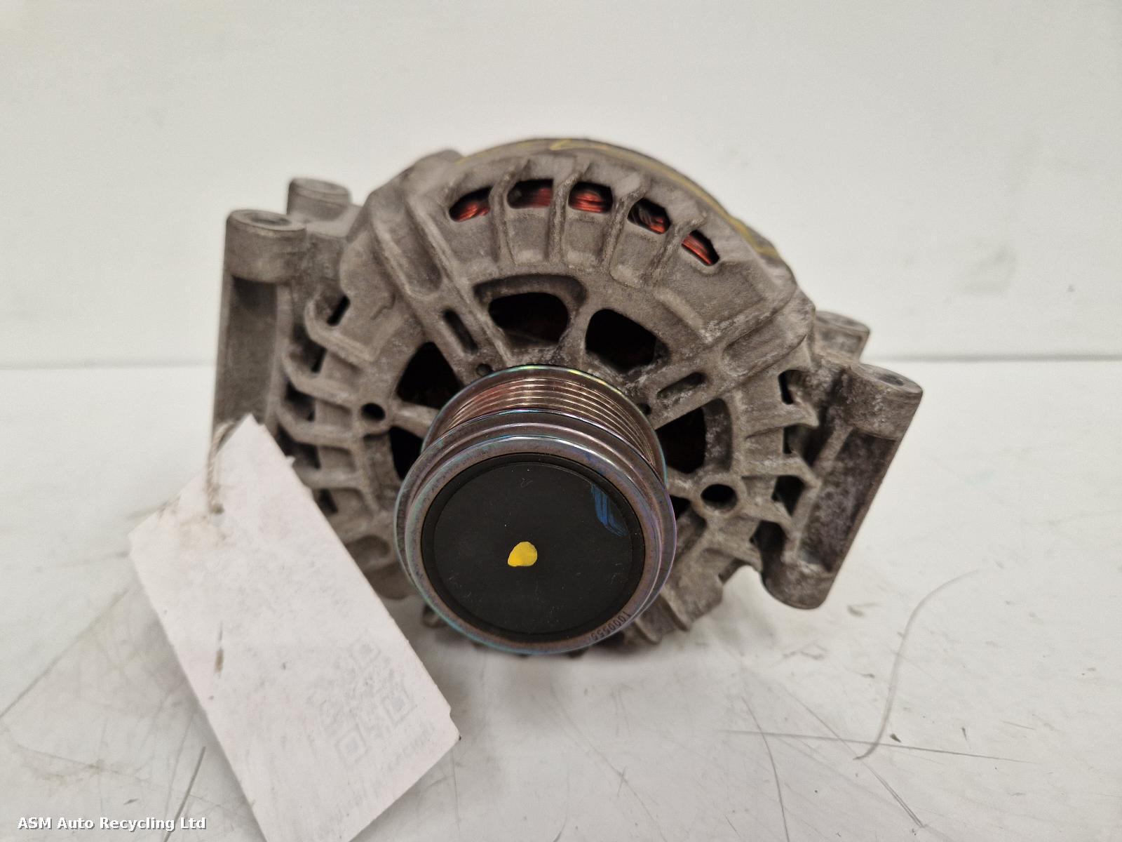 View Auto part Alternator Volkswagen Golf 2017