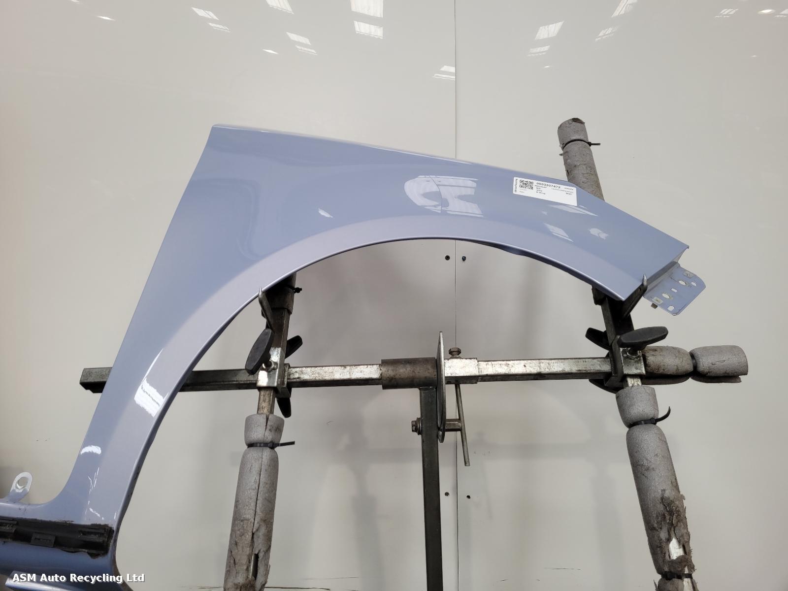 View Auto part R Wing Mg Mg3 2023