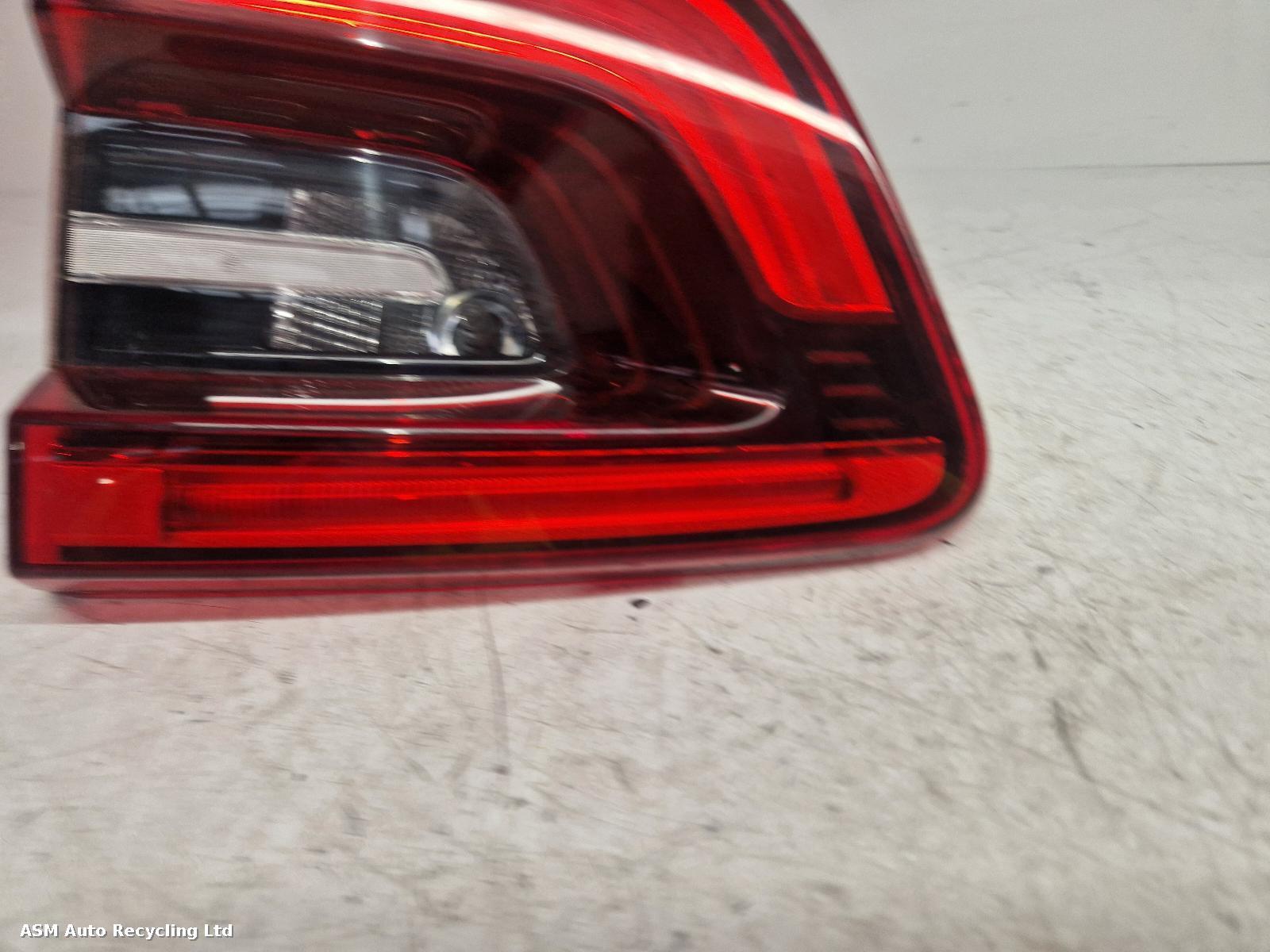 View Auto part R Taillight Renault Kadjar 2017