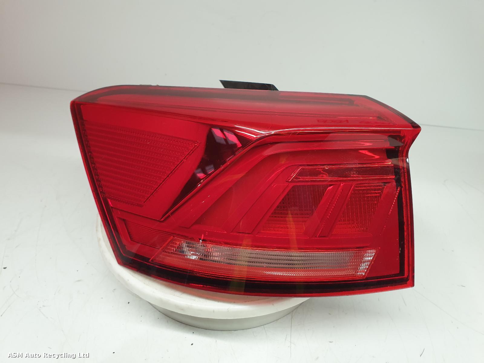 View Auto part L Taillight Volkswagen T-roc 2018