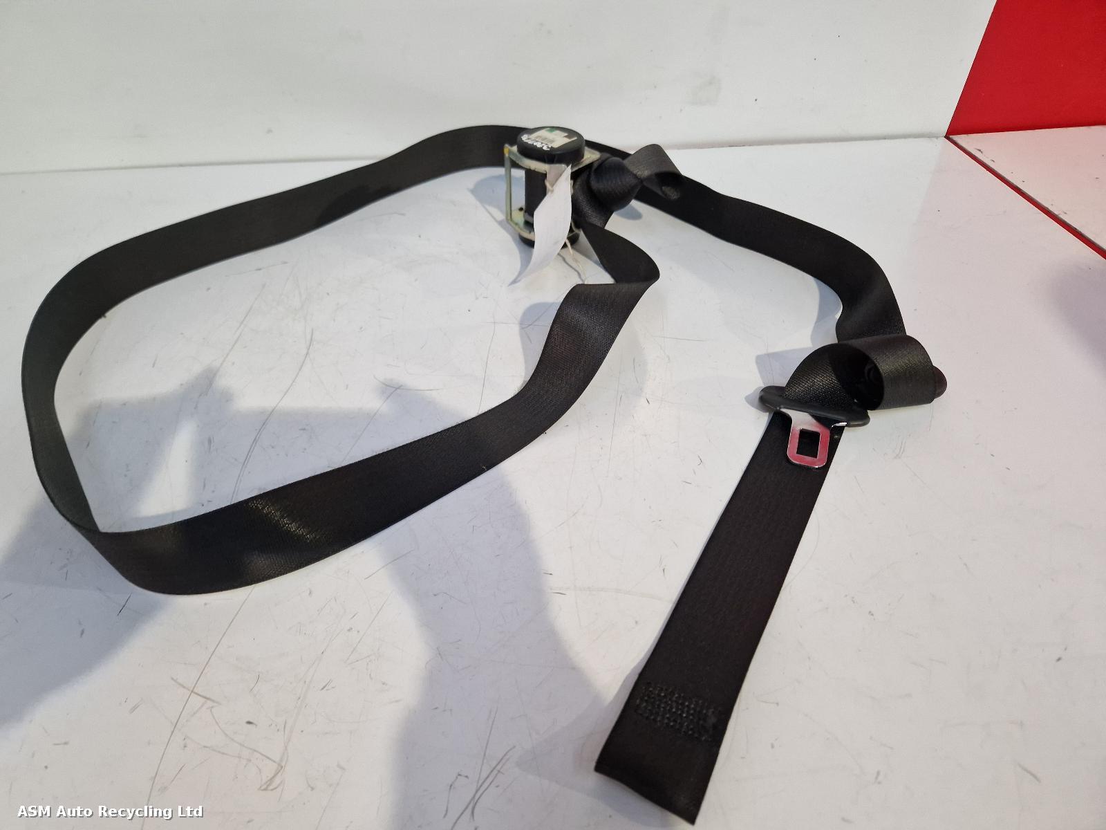 View Auto part Seat Belt Vauxhall Astra 2010