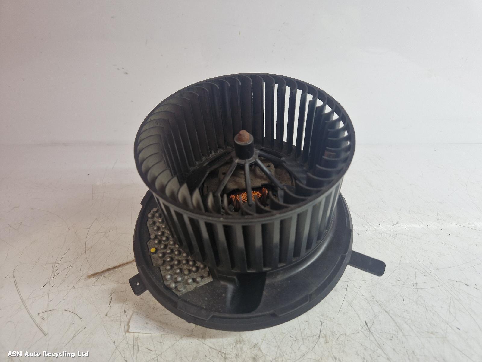 View Auto part Heater Motor/Assembly Volkswagen Scirocco 2009