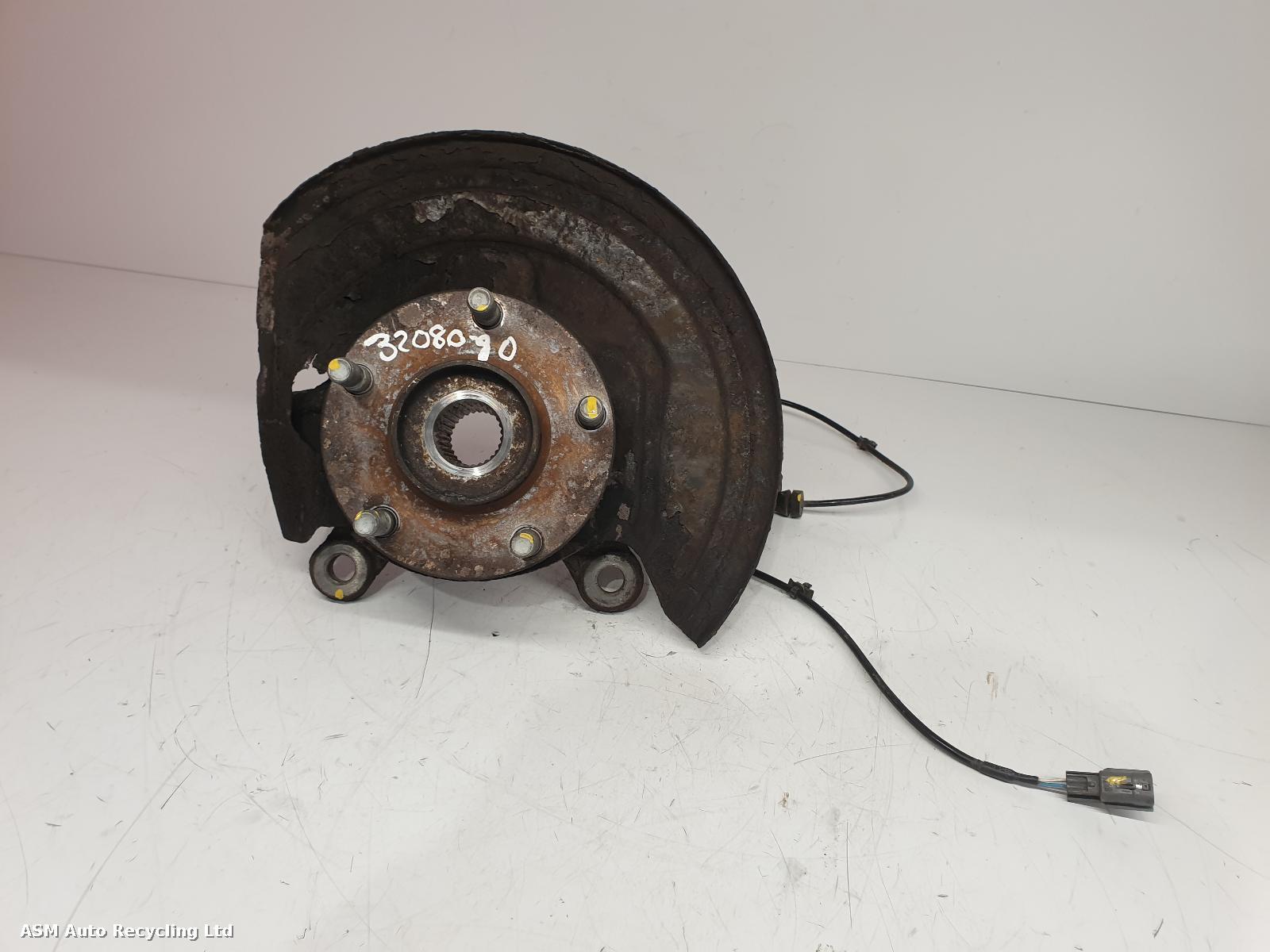 View Auto part RF Hub/Stub Axle Assembly Nissan Juke 2010