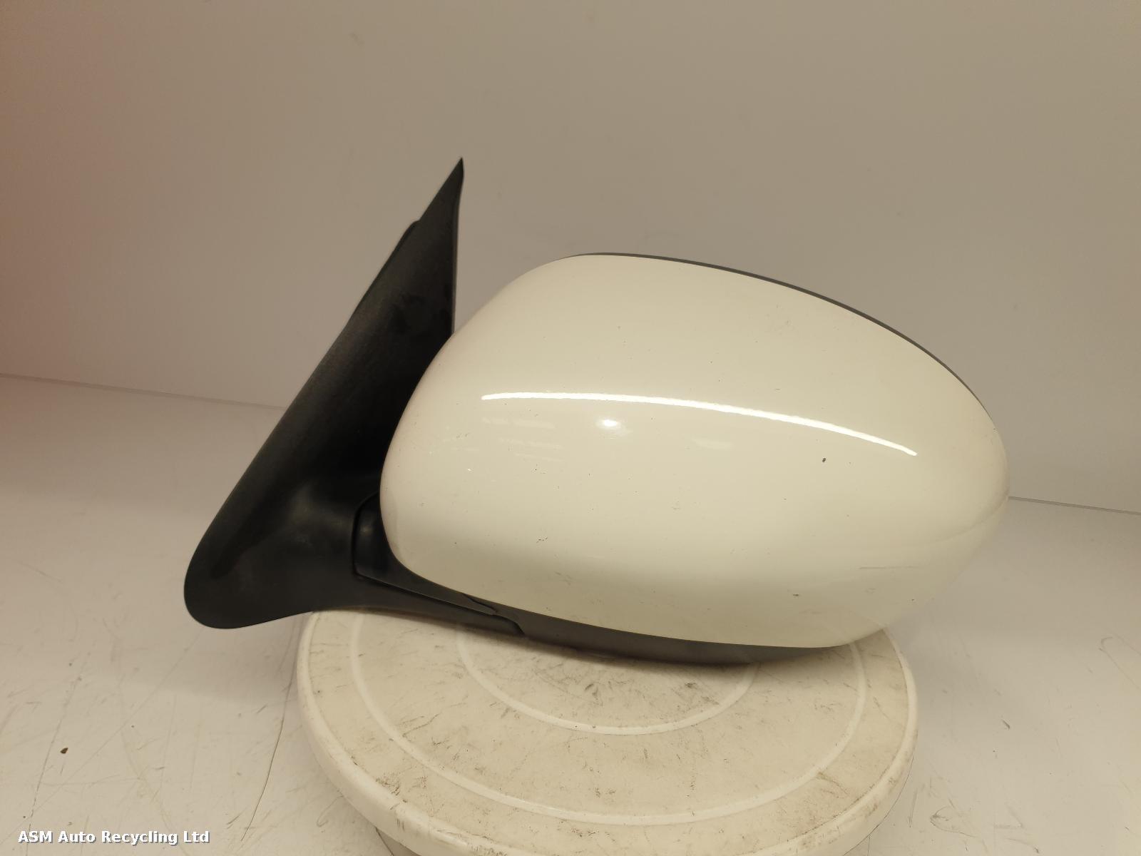 View Auto part L Door Mirror Nissan Juke 2010