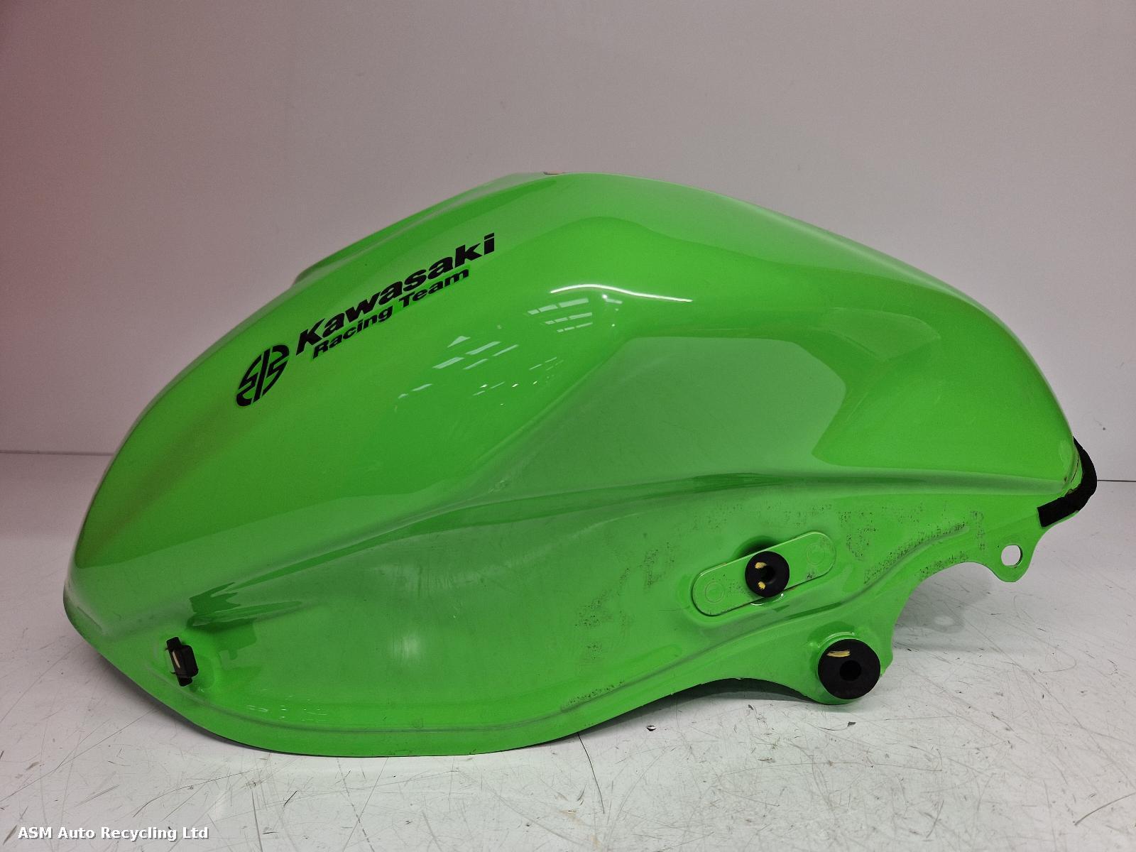View Auto part Fuel Tank Kawasaki Ninja 125 2023