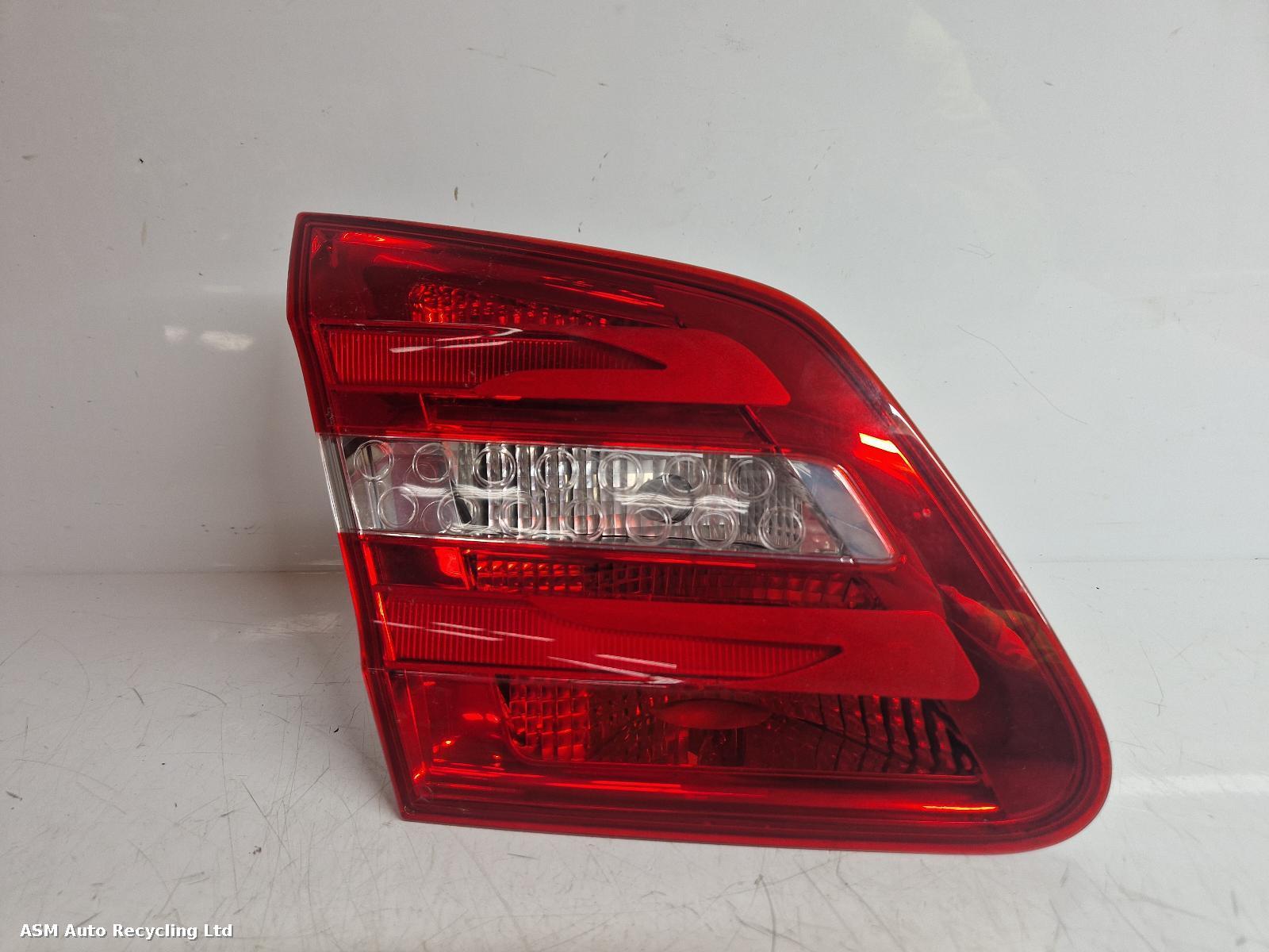 View Auto part L Taillight Mercedes B Class 2014