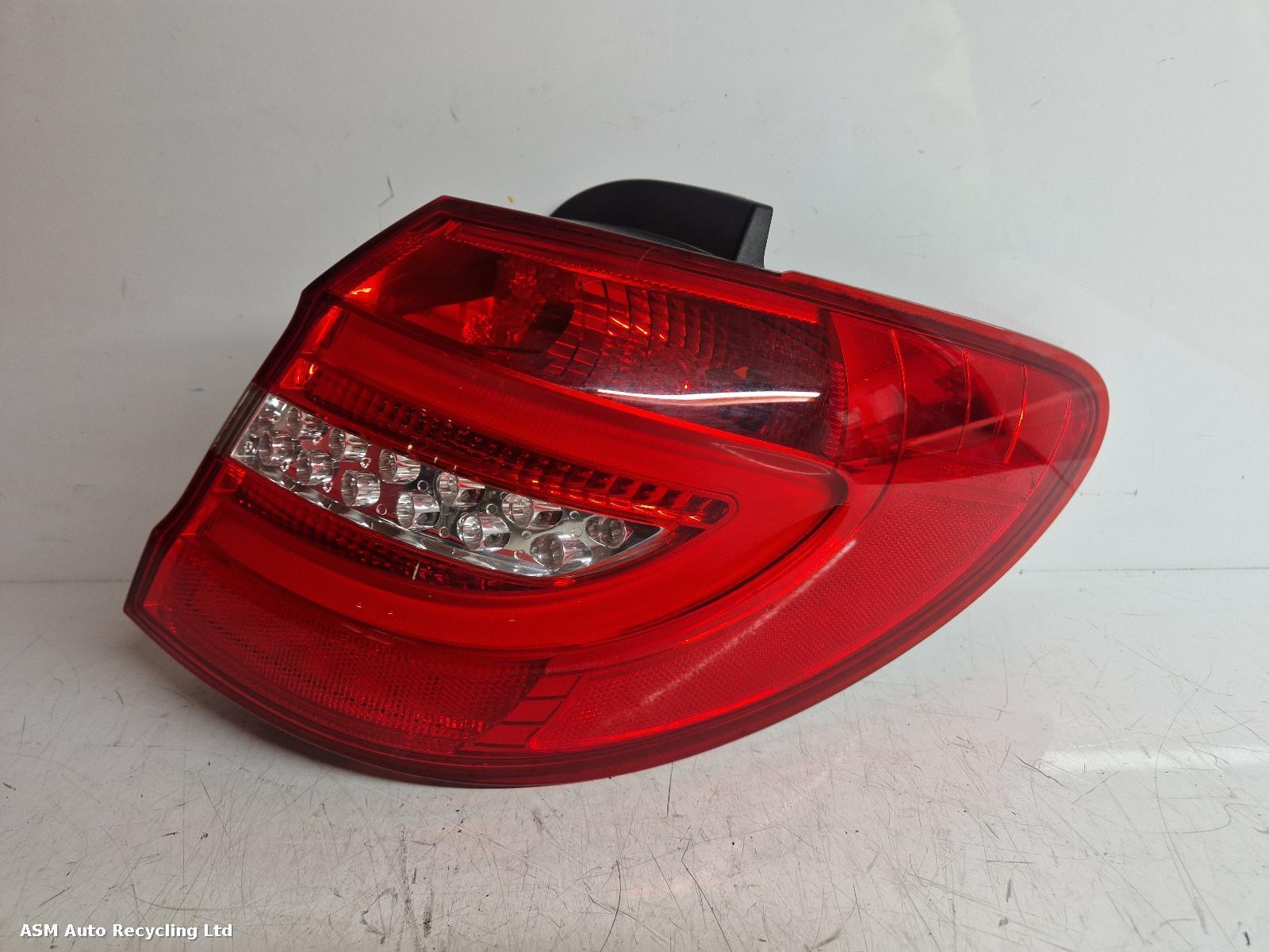 View Auto part R Taillight Mercedes B Class 2014