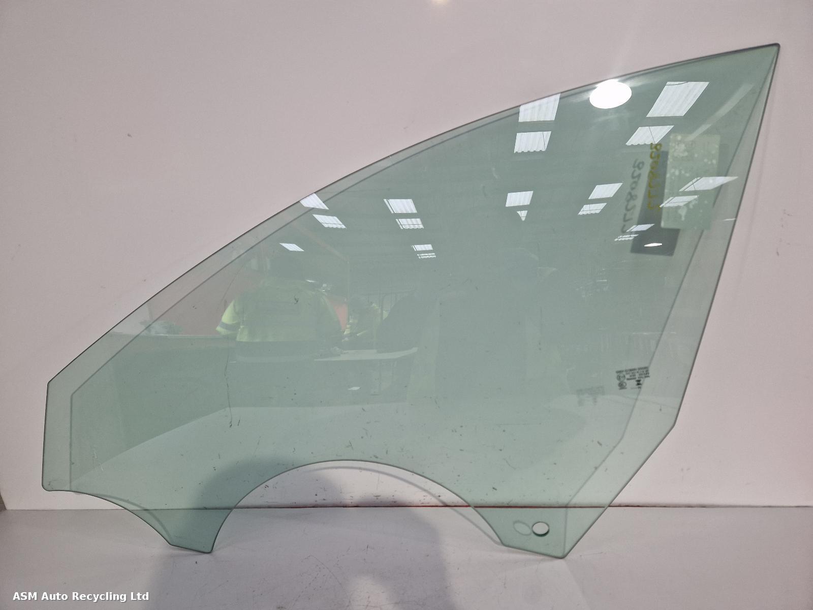 View Auto part LF Door Window Audi A7 2016