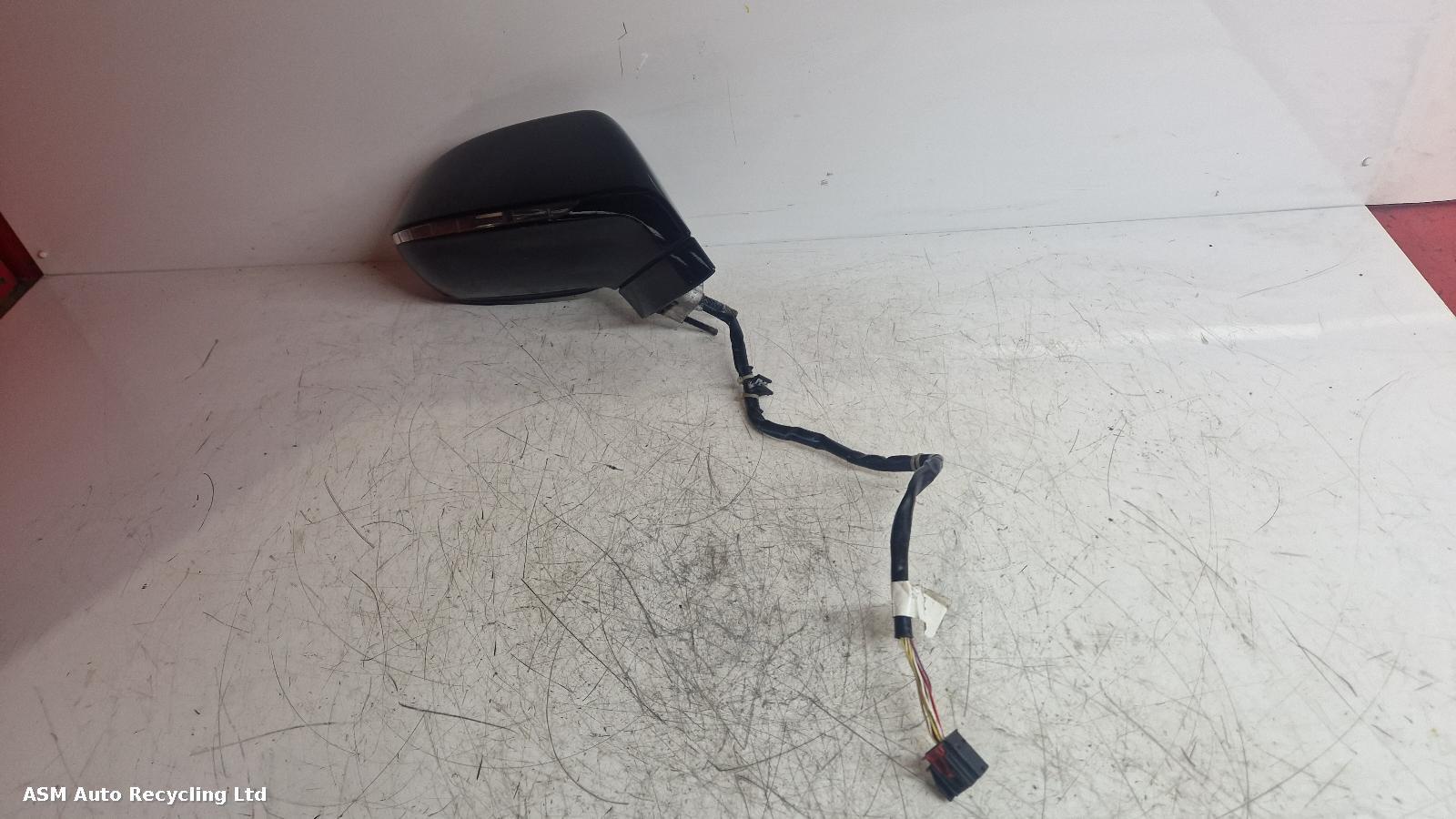 View Auto part R Door Mirror Audi A7 2016