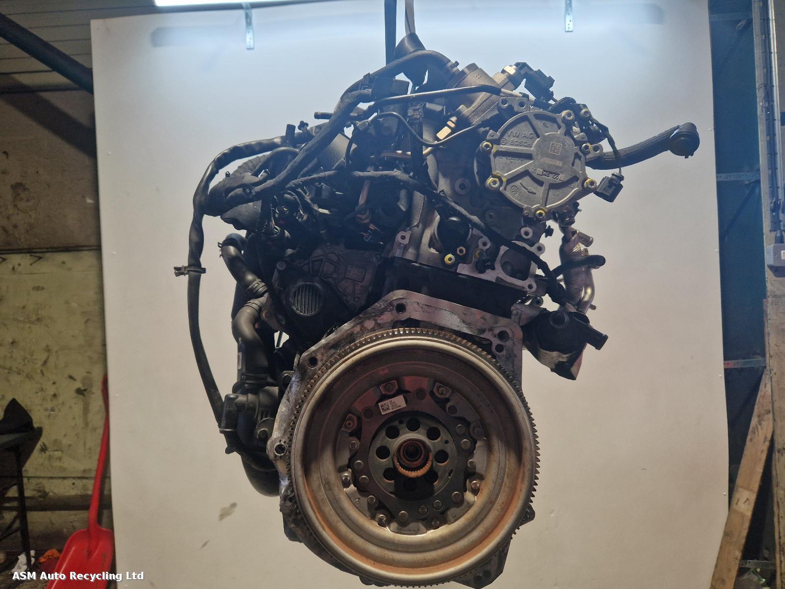 View Auto part Engine Volkswagen Golf 2019