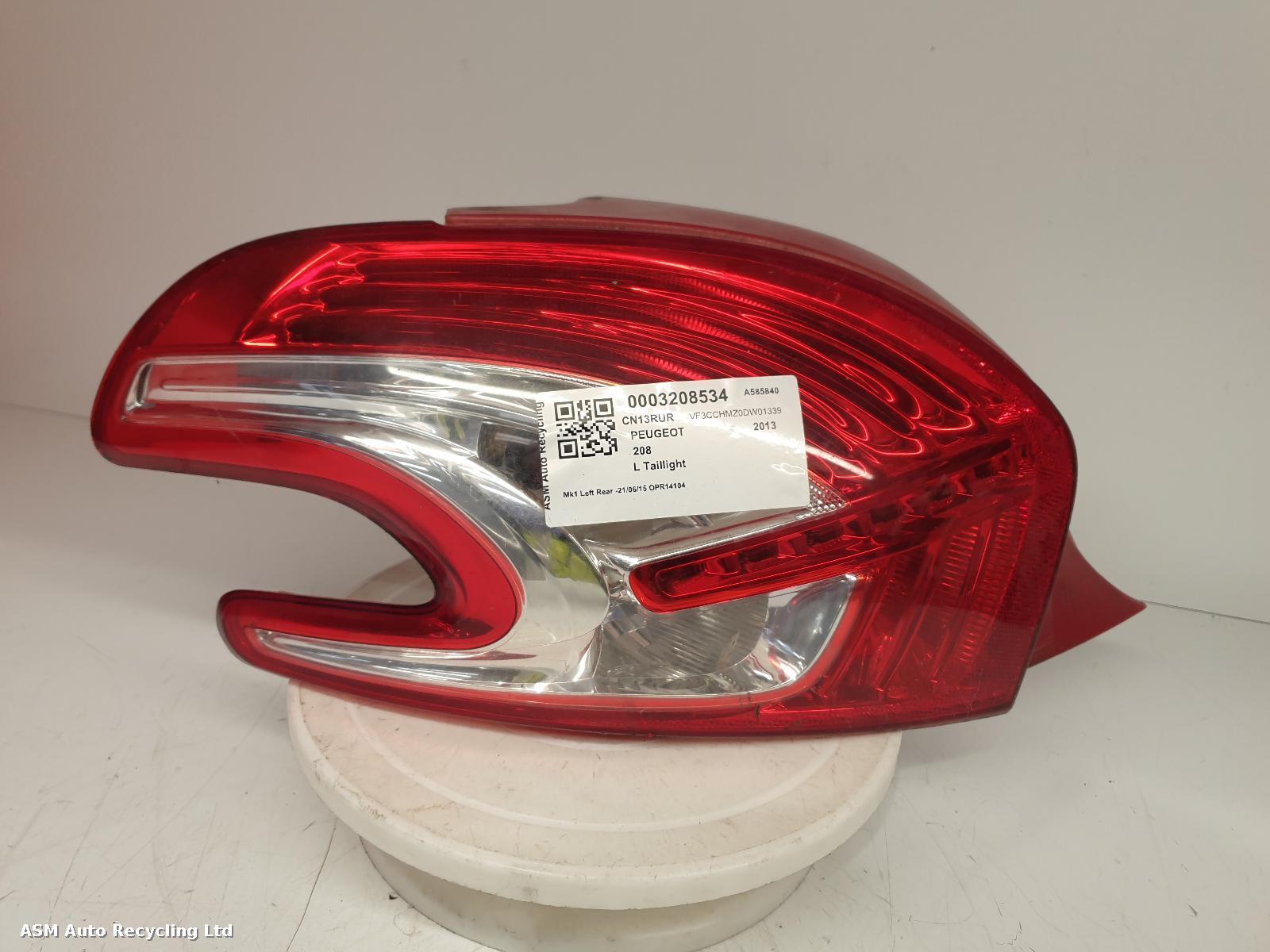 View Auto part L Taillight Peugeot 208 2013