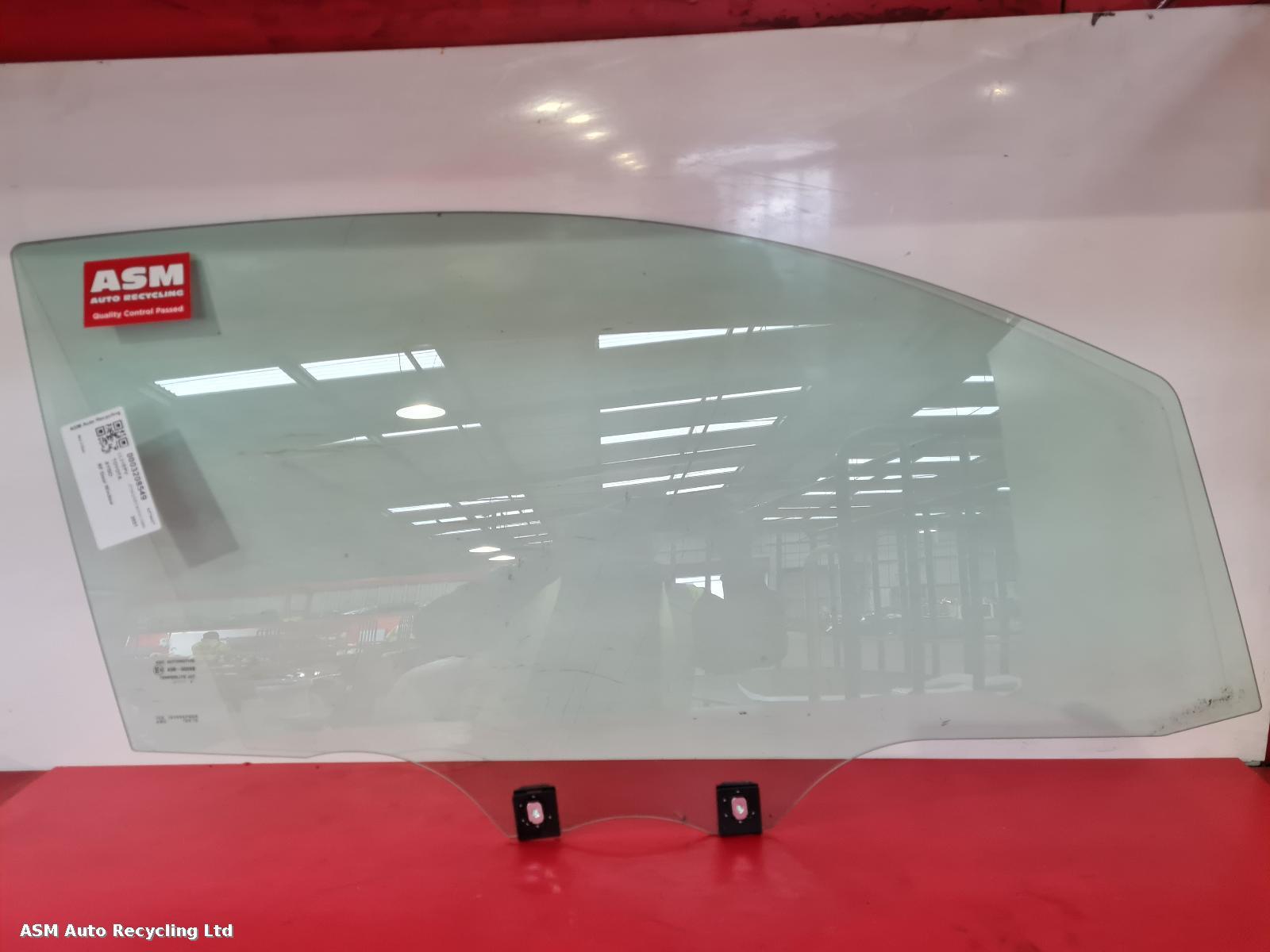 View Auto part RF Door Window Toyota Aygo 2021