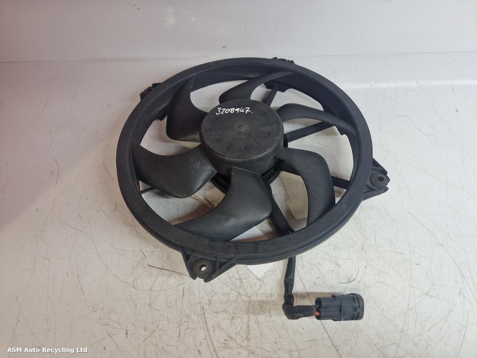 View Auto part Engine Cooling Motor Citroen C4 Picasso 2007