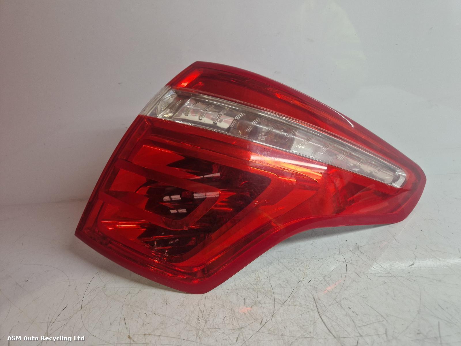 View Auto part R Taillight Citroen C4 Picasso 2007