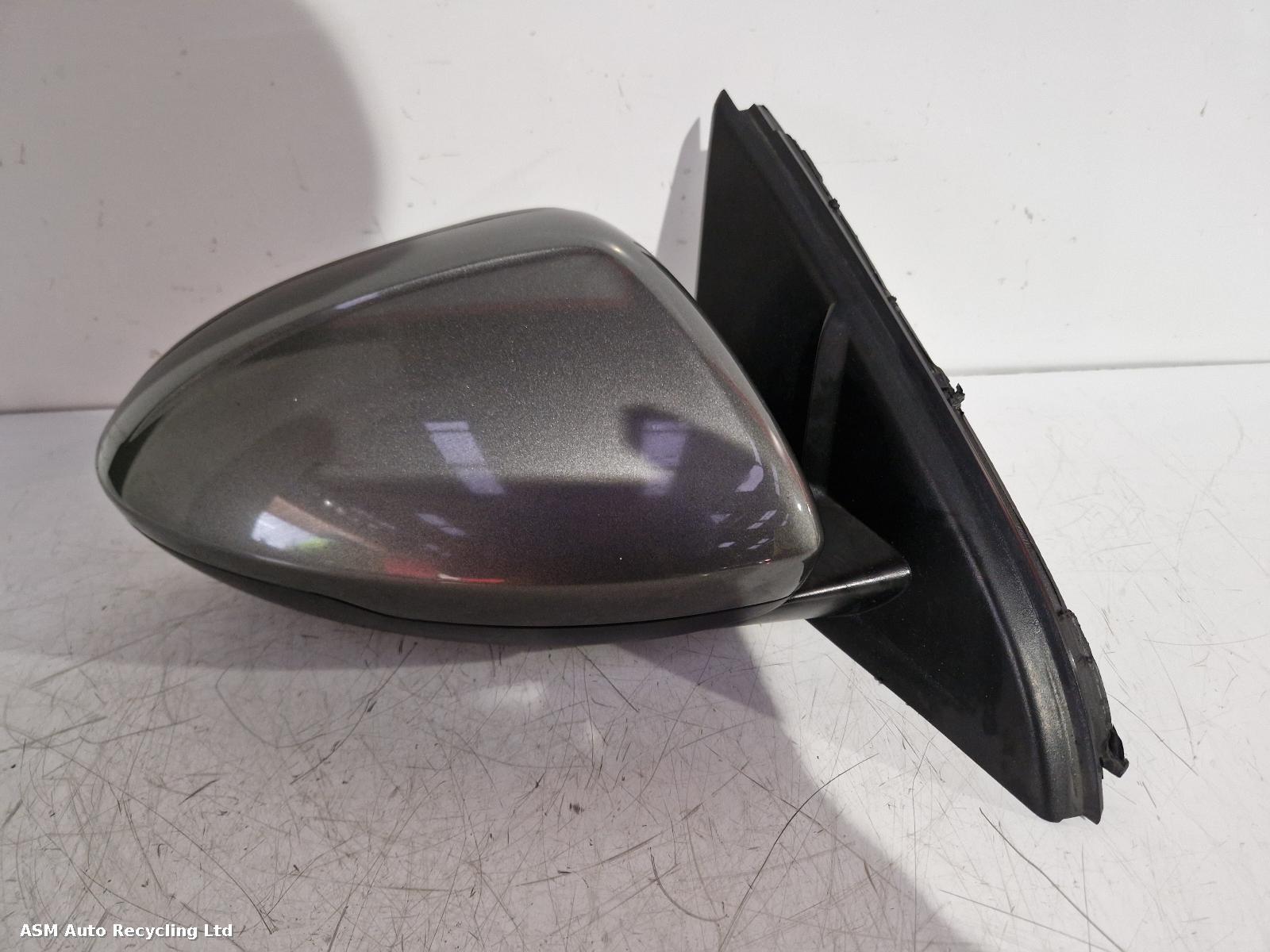 View Auto part R Door Mirror Vauxhall Insignia 2019