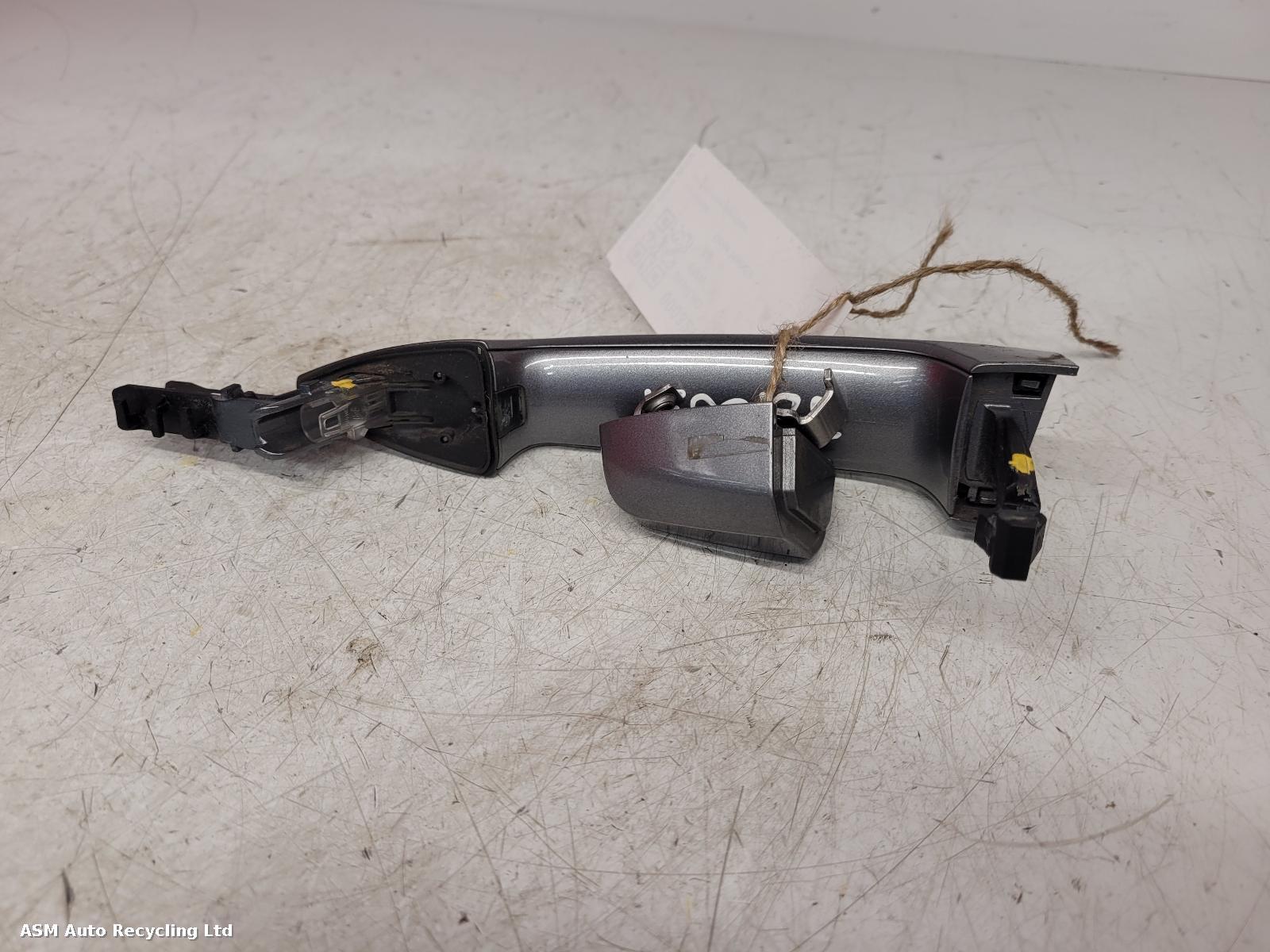 View Auto part Door Handle Bmw X6 2016