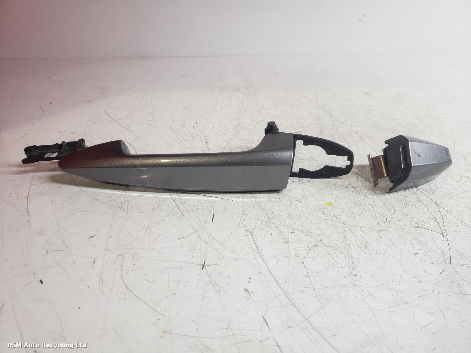 View Auto part Door Handle Bmw X6 2016