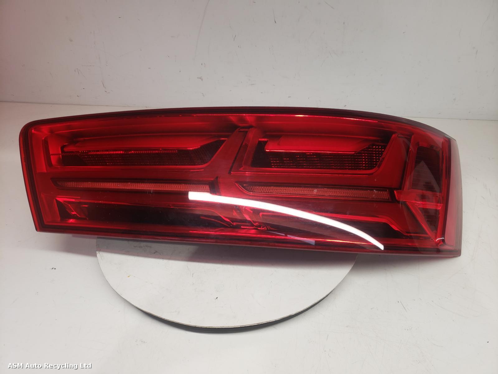 View Auto part R Taillight Audi Q7 2016