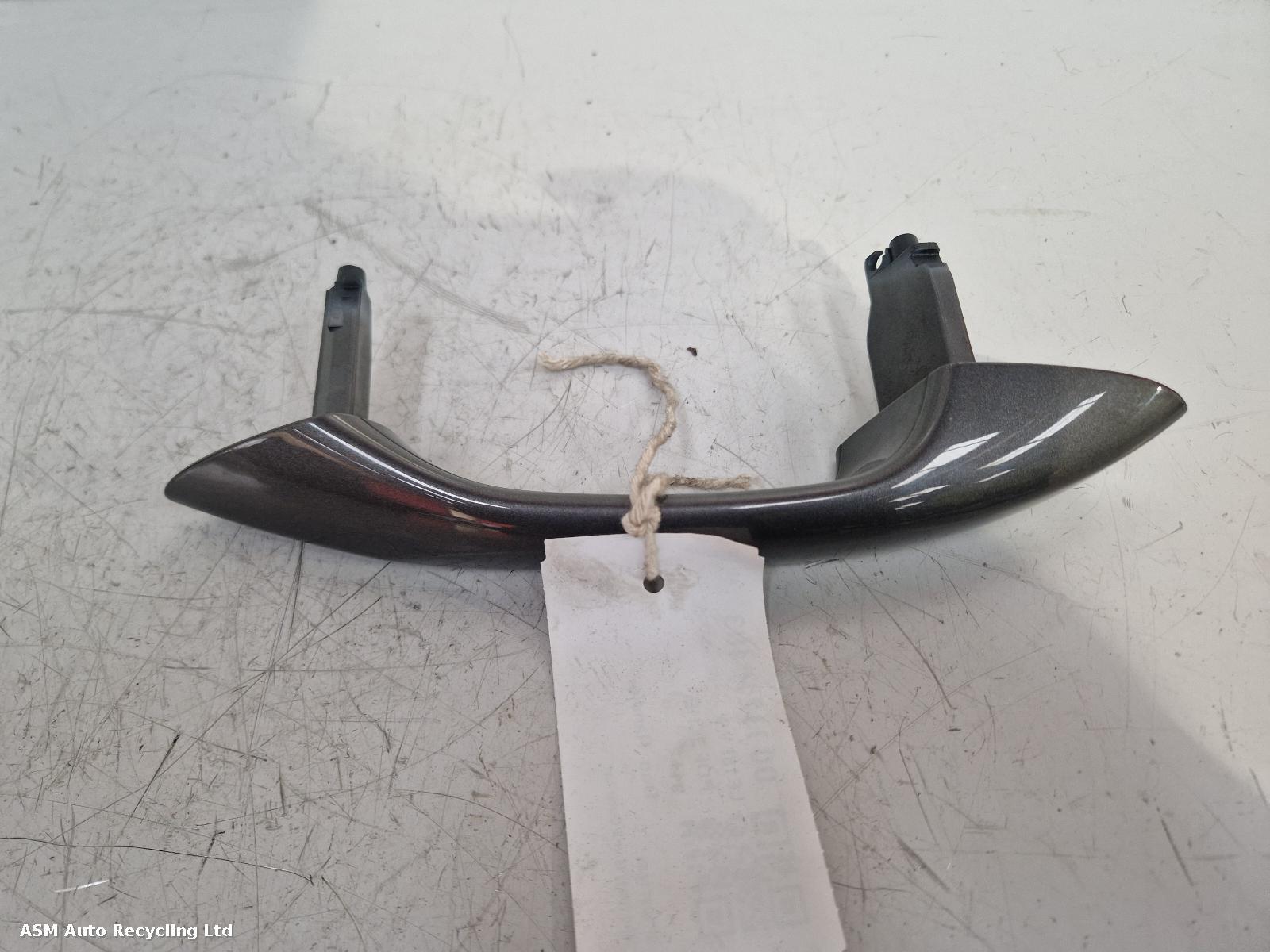 View Auto part Door Handle Porsche 911 2018