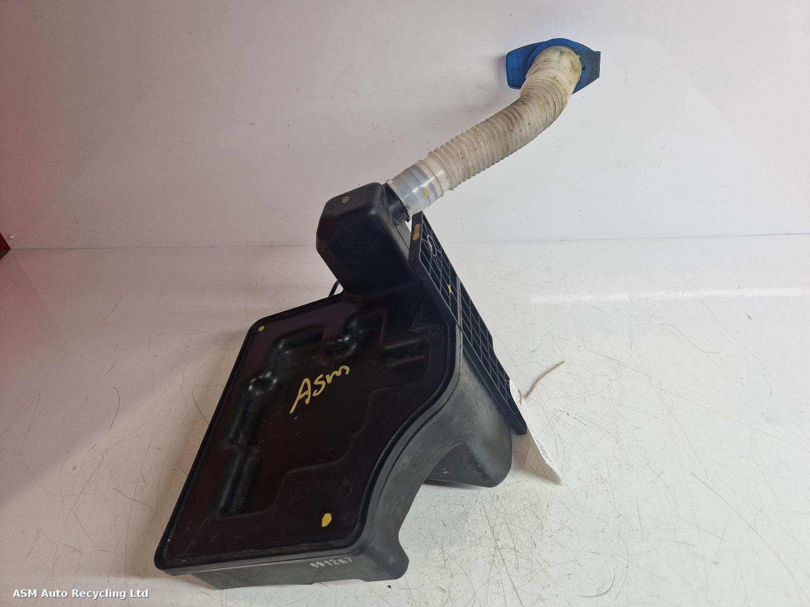 View Auto part Washer Bottle Volkswagen Polo 2010