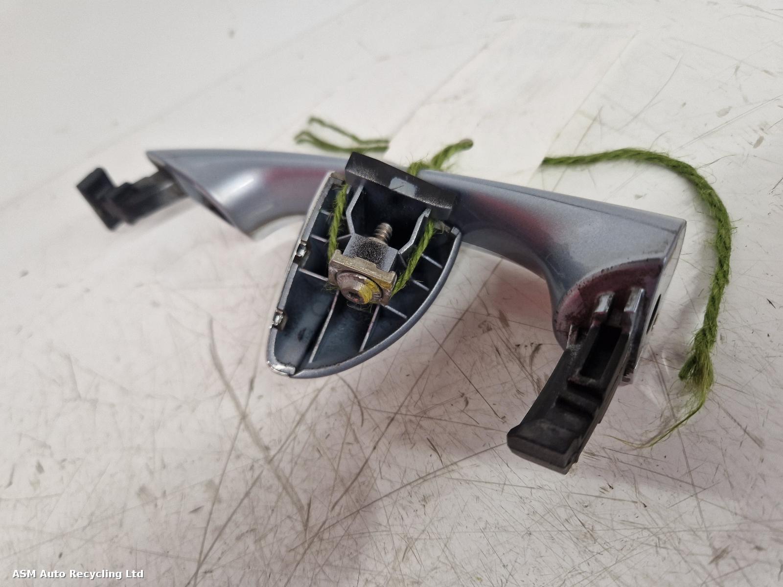 View Auto part Door Handle Mercedes A Class 2007