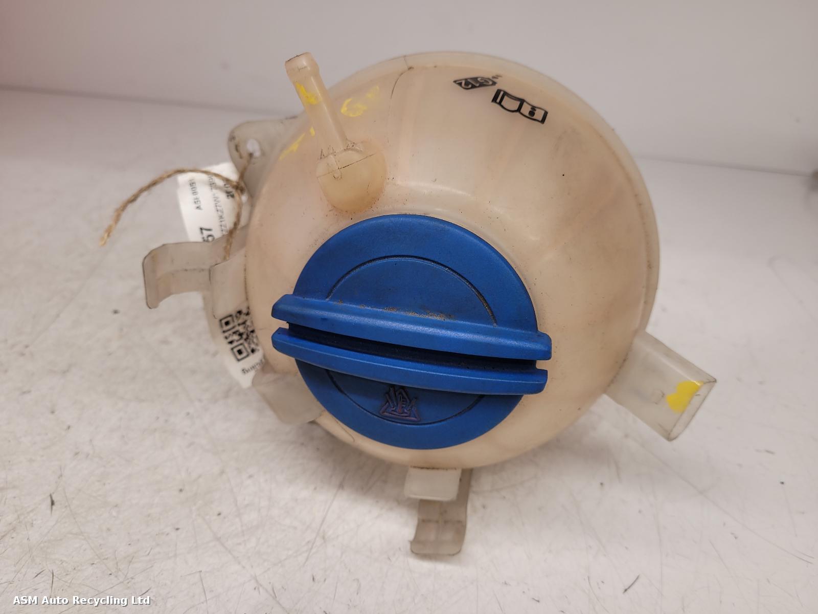 View Auto part Overflow Bottle Volkswagen Golf 2007